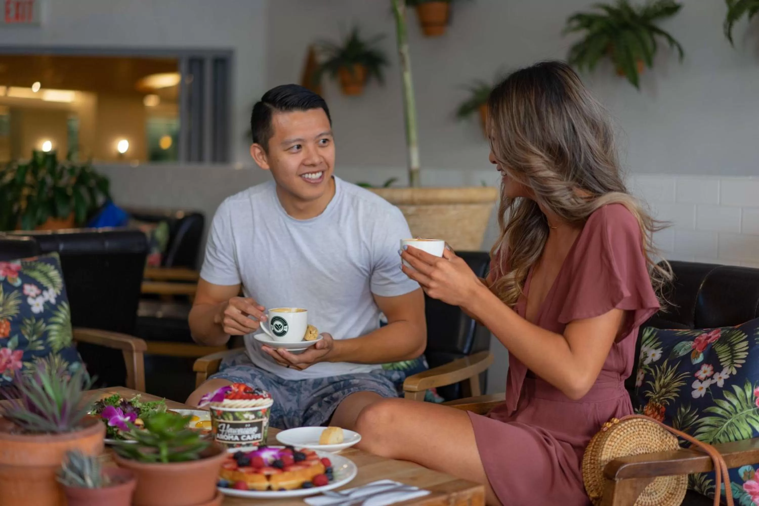 Restaurant/places to eat in OUTRIGGER Waikiki Beachcomber Hotel