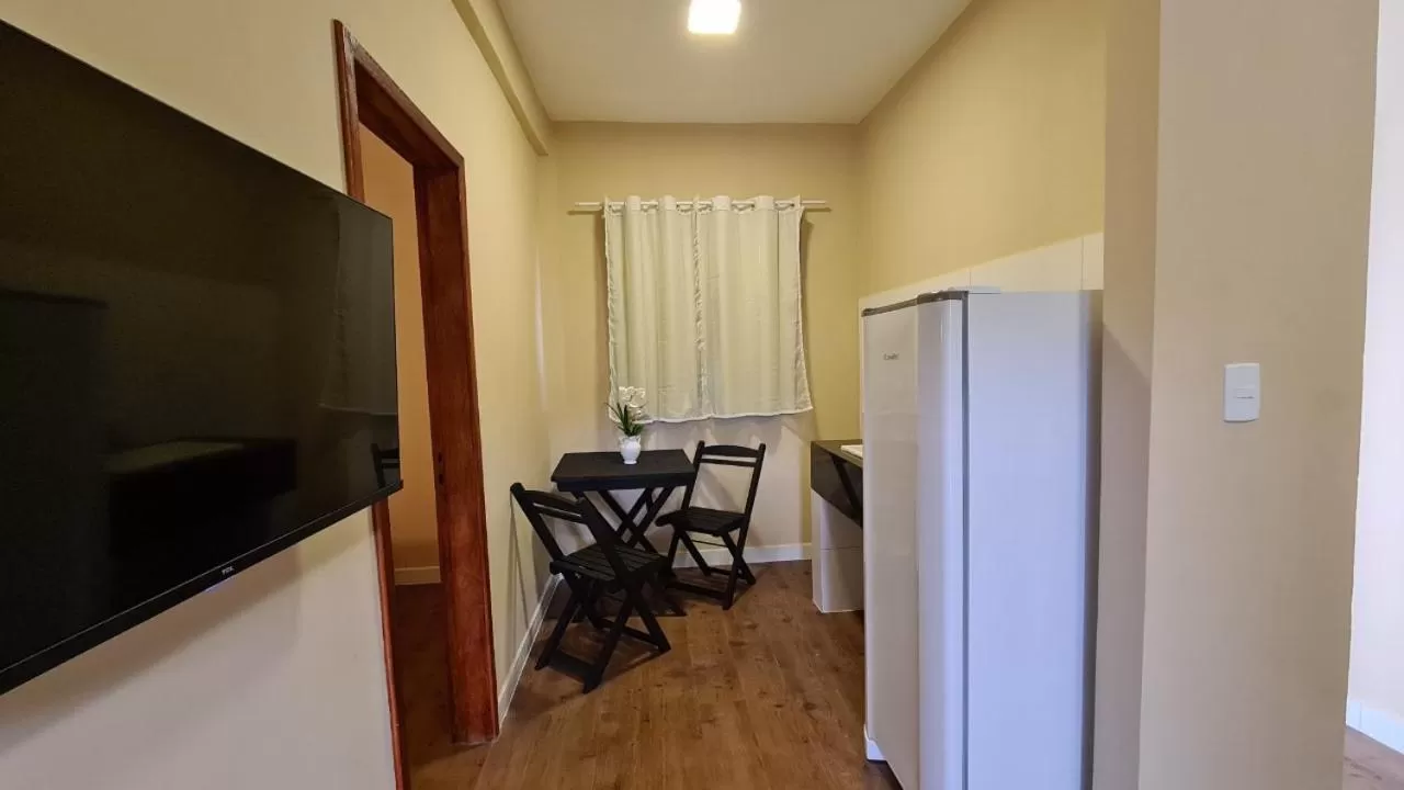 Bedroom, TV/Entertainment Center in Tamandare Praia Hotel