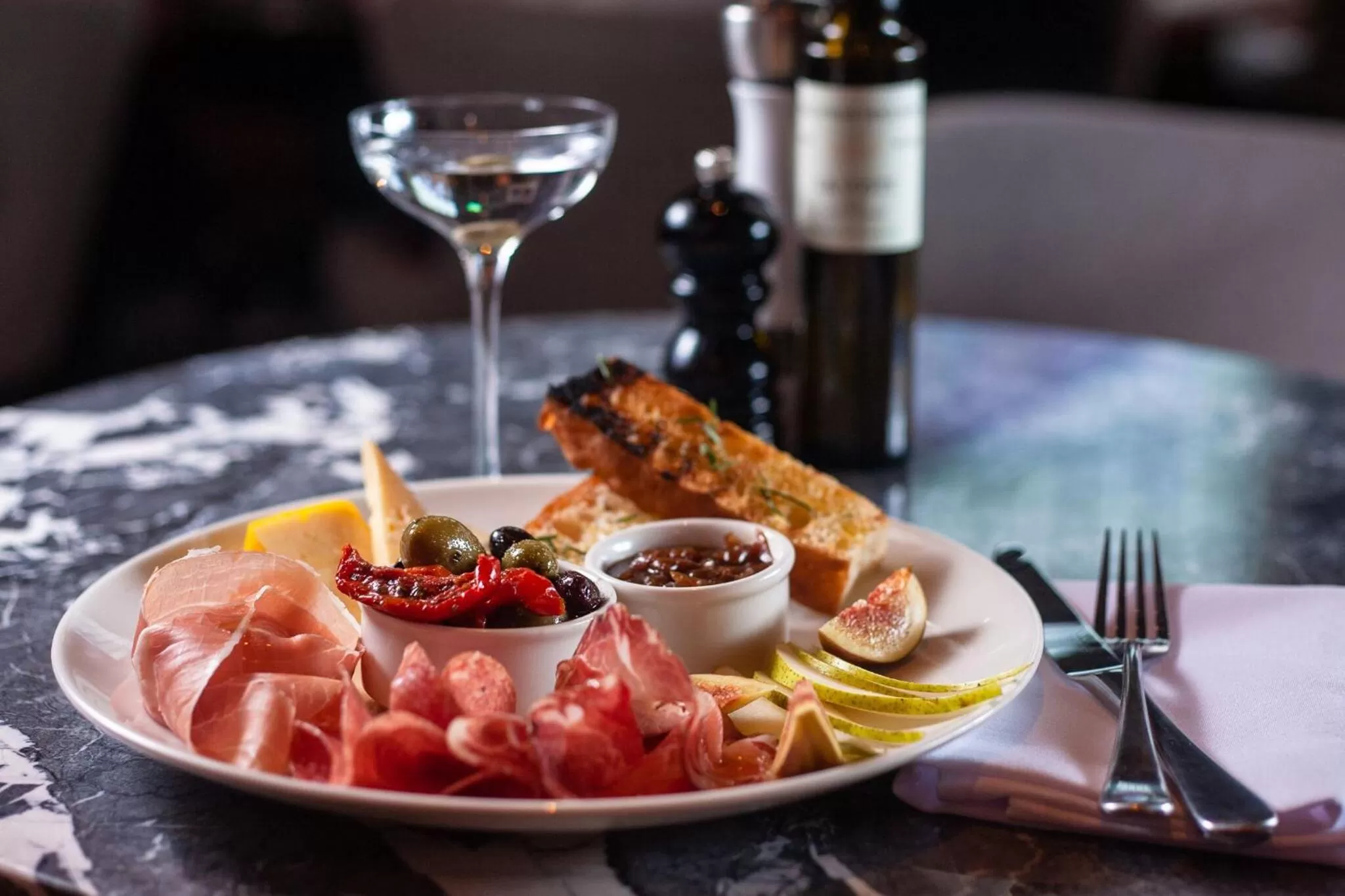 Food and drinks in The Devlin Dublin