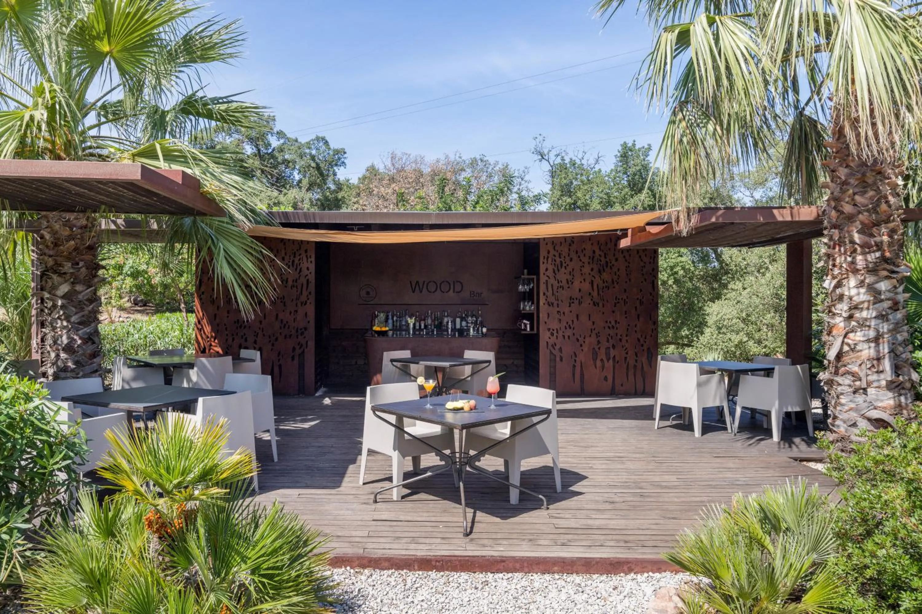 Lounge or bar in Vallegrande Nature Resort by Geocharme