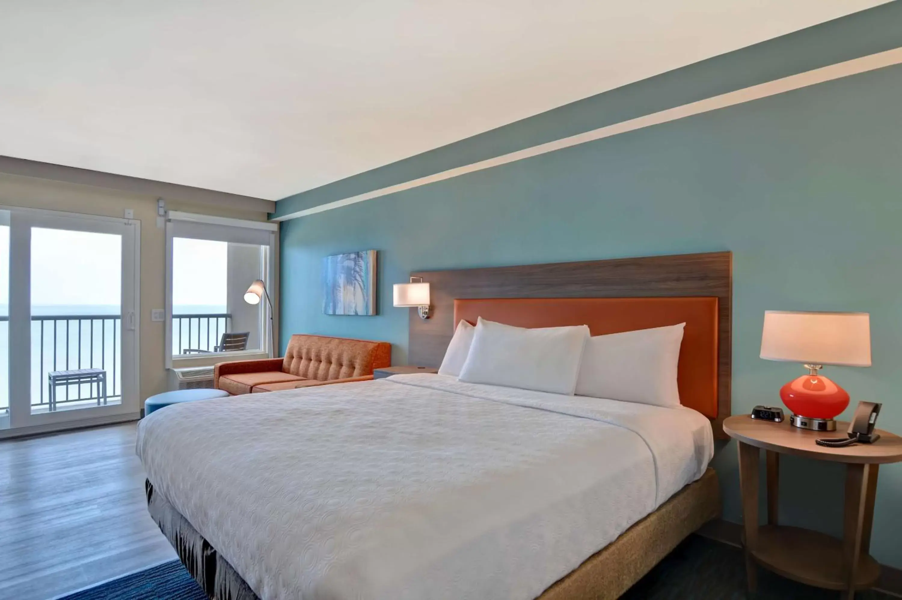 Bed in Home2 Suites Ormond Beach Oceanfront, FL