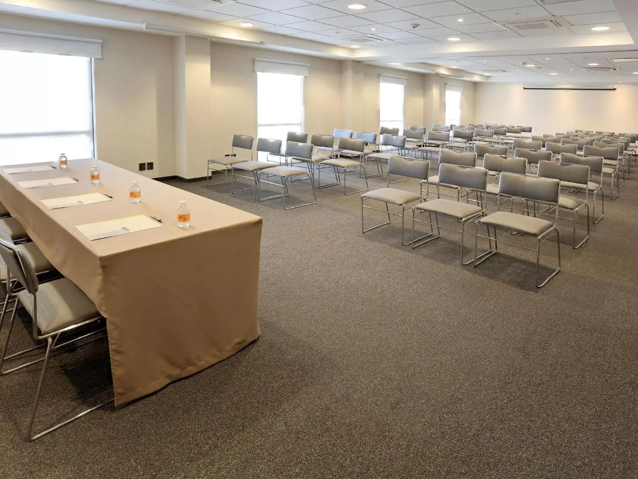 Business facilities, Business Area/Conference Room in City Express by Marriott Oaxaca