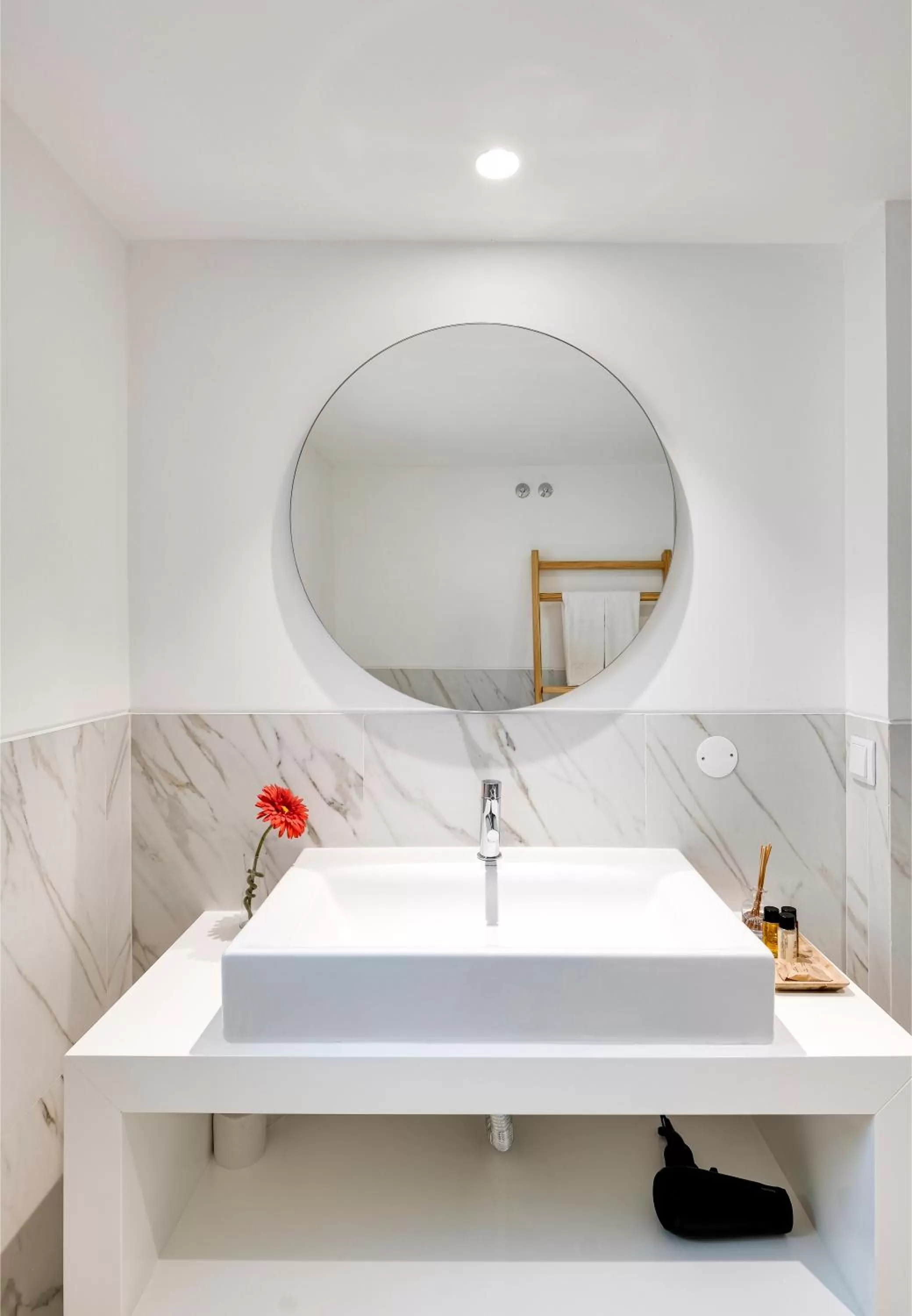 Bathroom in 1869 Príncipe Real House