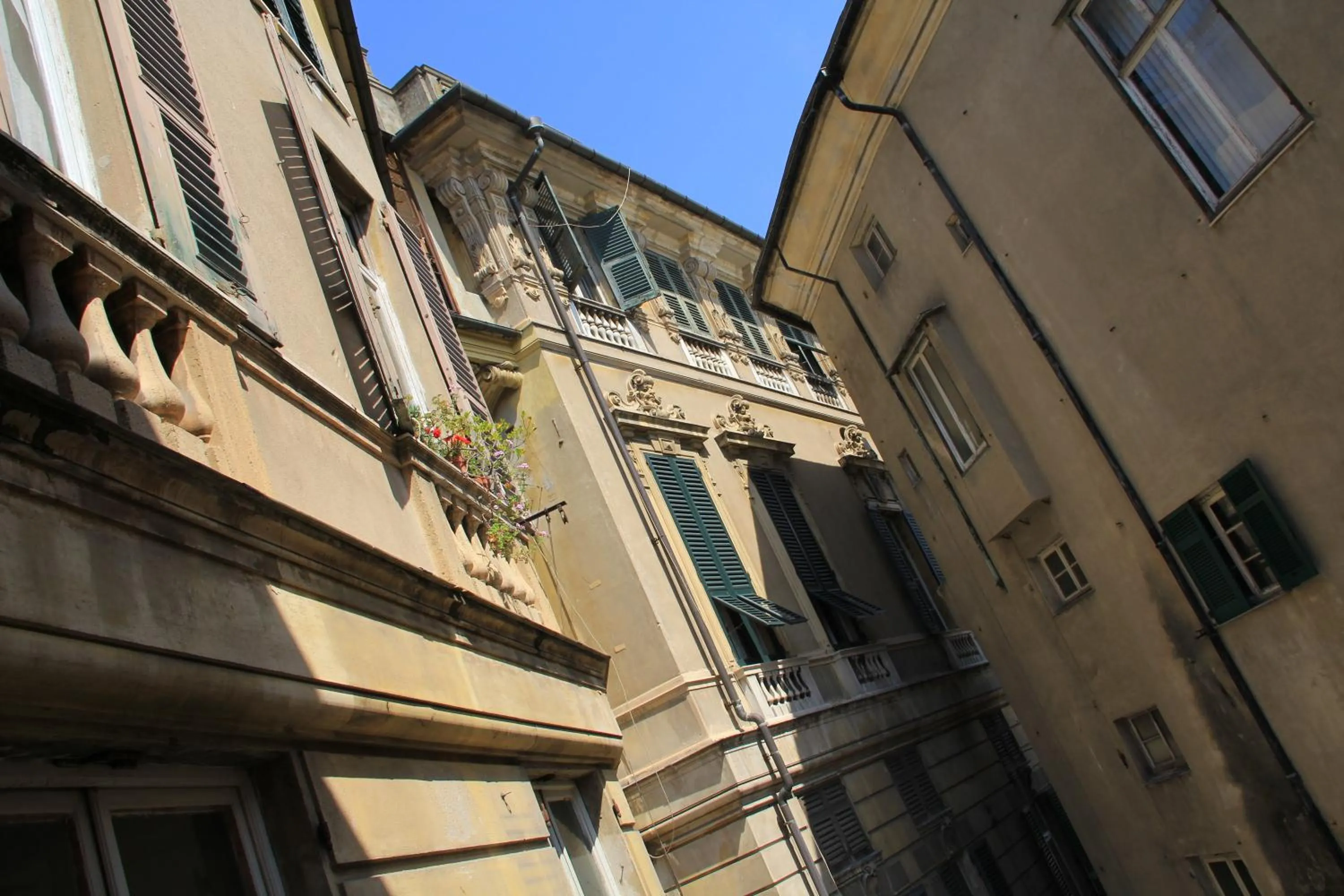 Decorative detail in Hotel Bologna