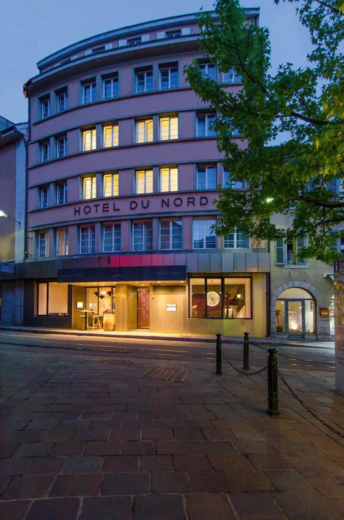 Facade/entrance, Property Building in Hotel Du Nord