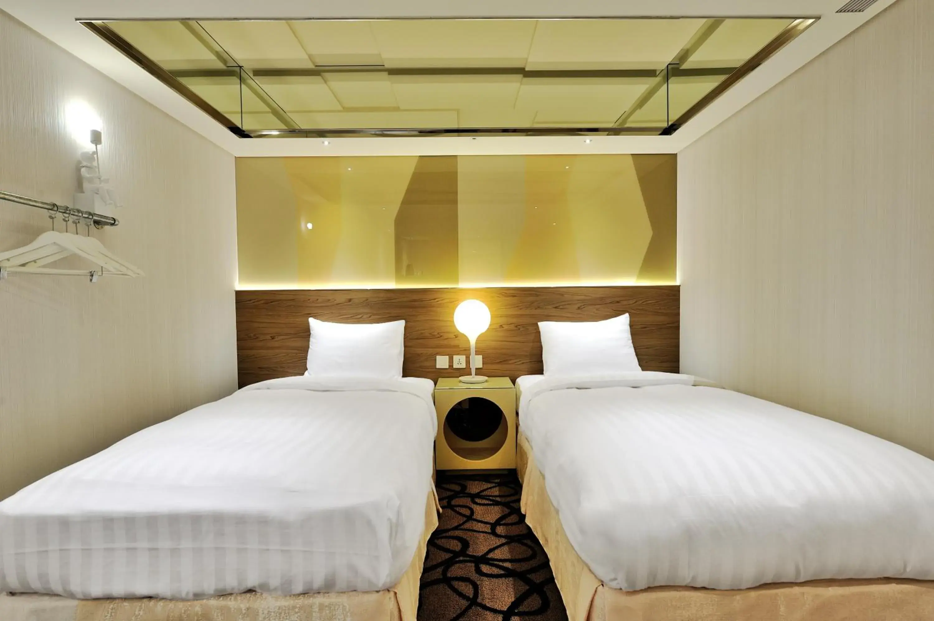 Bed in Green World Hotel - Zhonghua