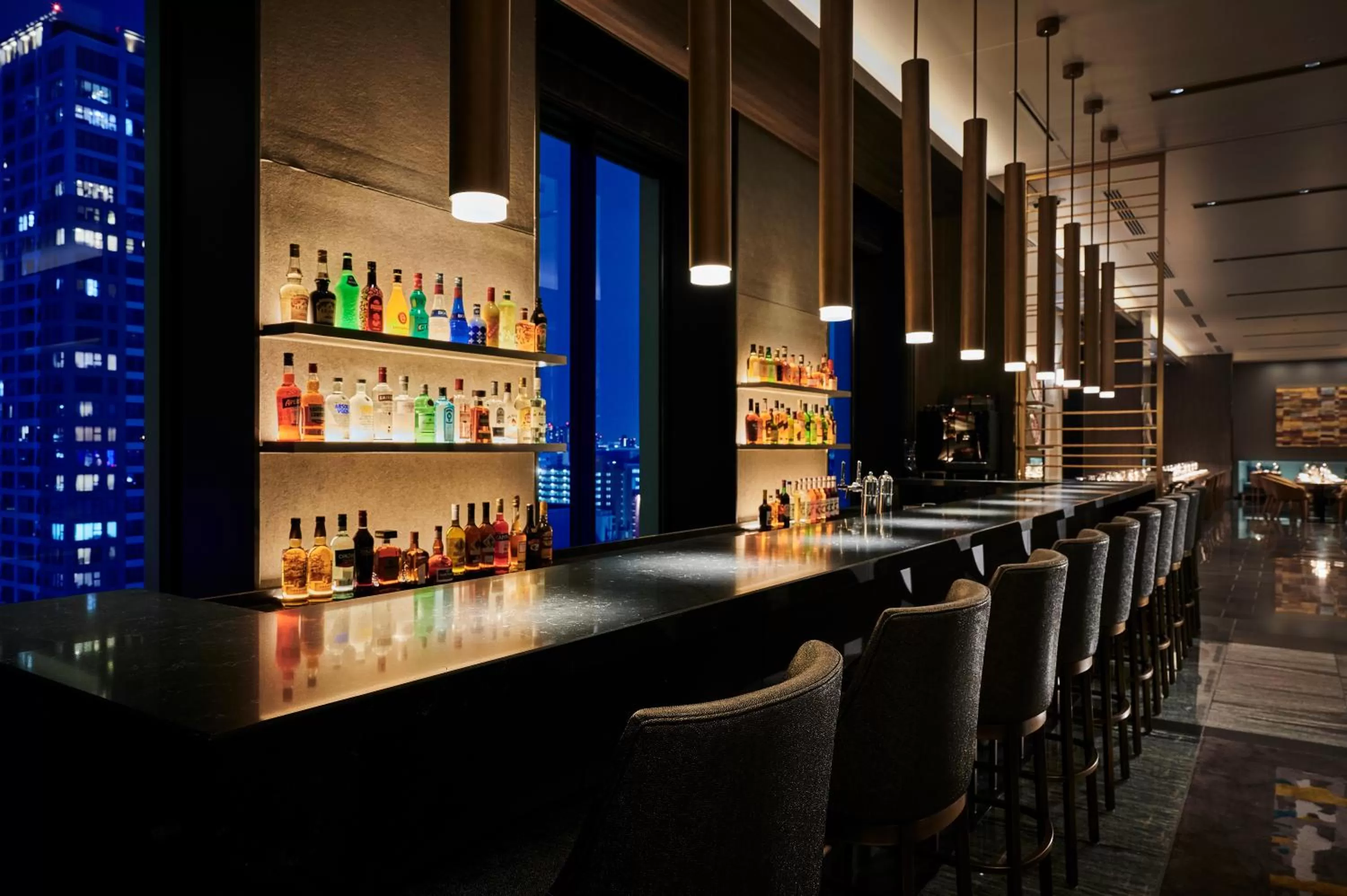 Lounge or bar in The Royal Park Hotel Iconic Osaka Midosuji