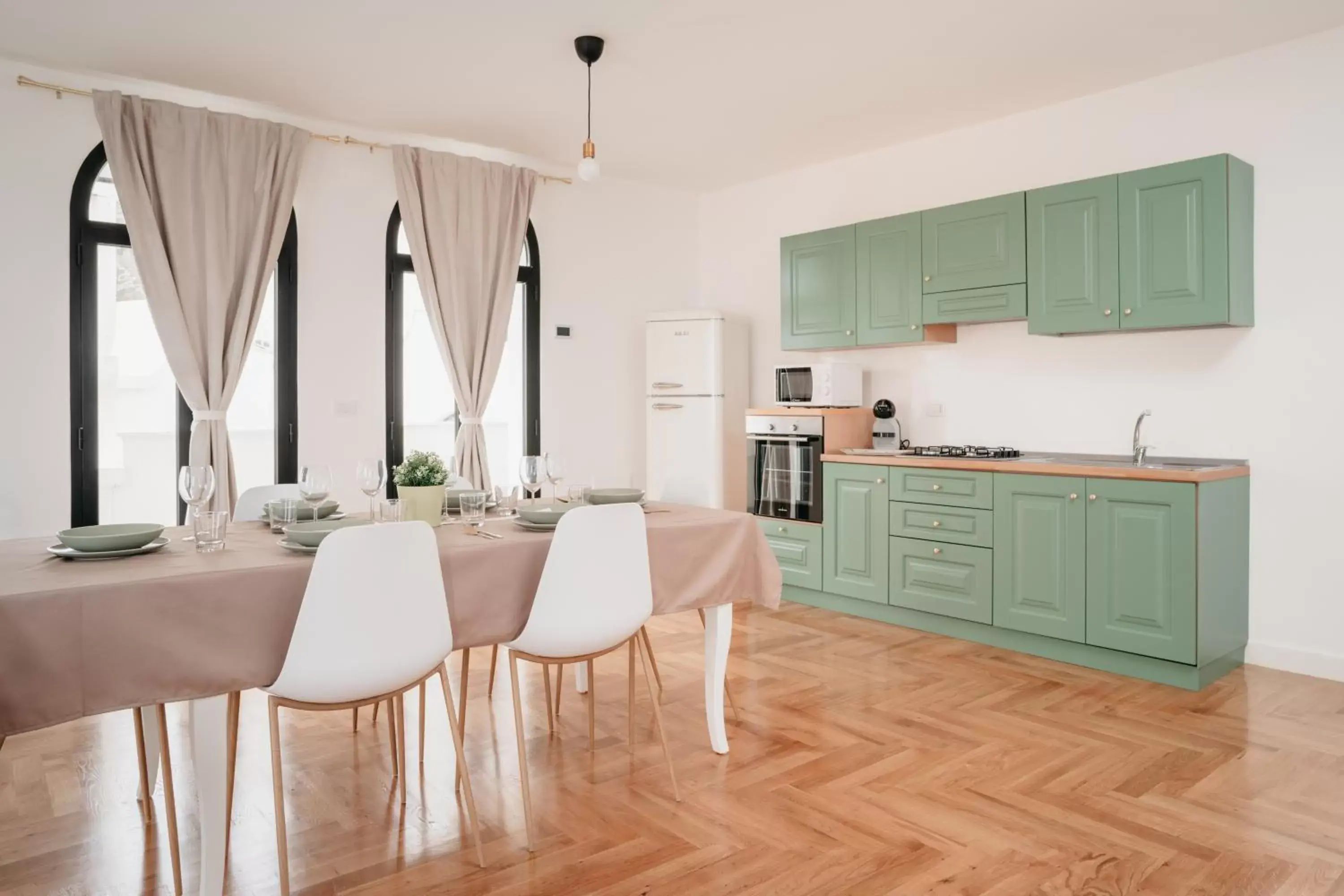 Kitchen or kitchenette, Kitchen/Kitchenette in Vista Napoli Residence by Casa Napoletana