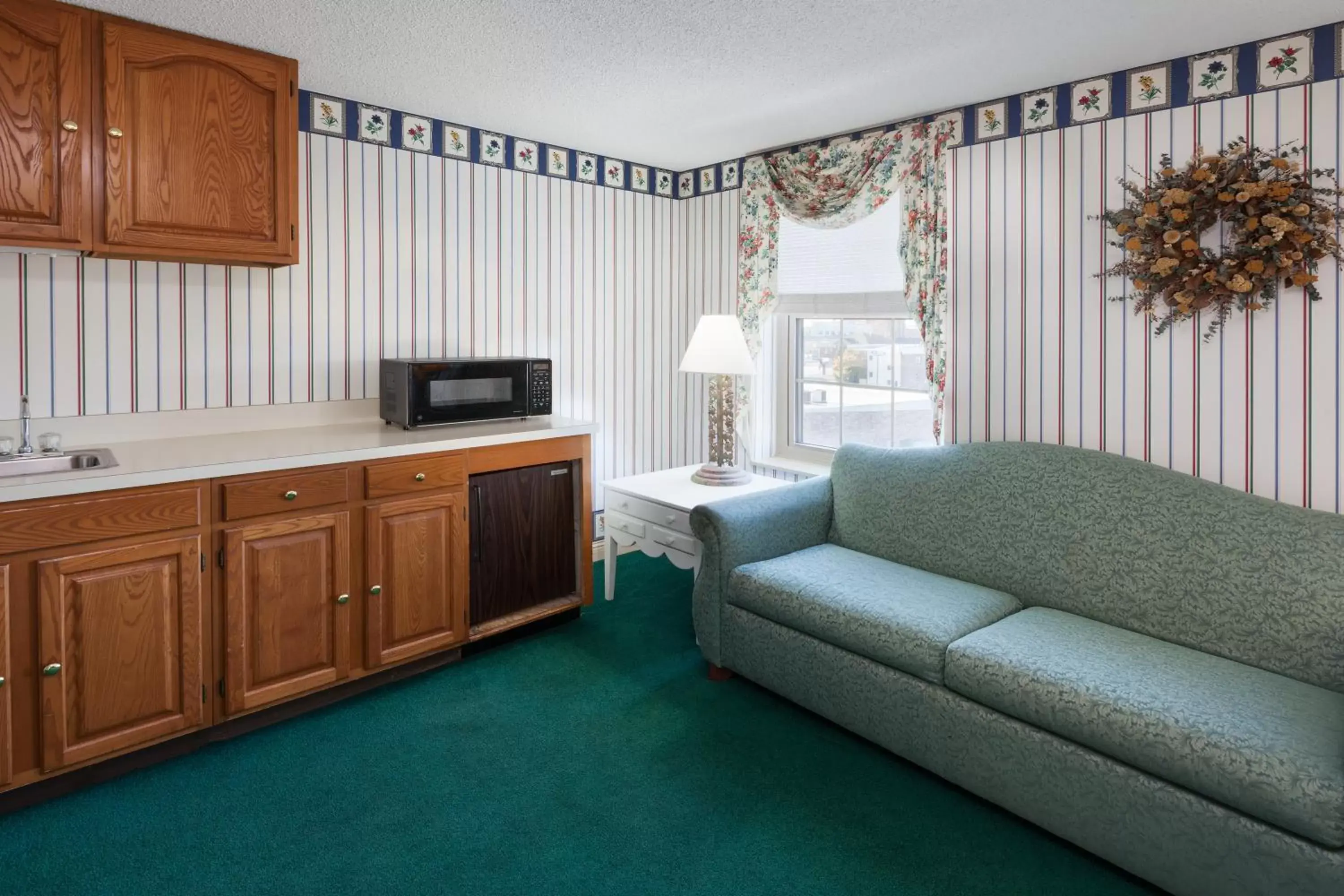 Seating Area in The Hotel Ojibway, Trademark Collection by Wyndham