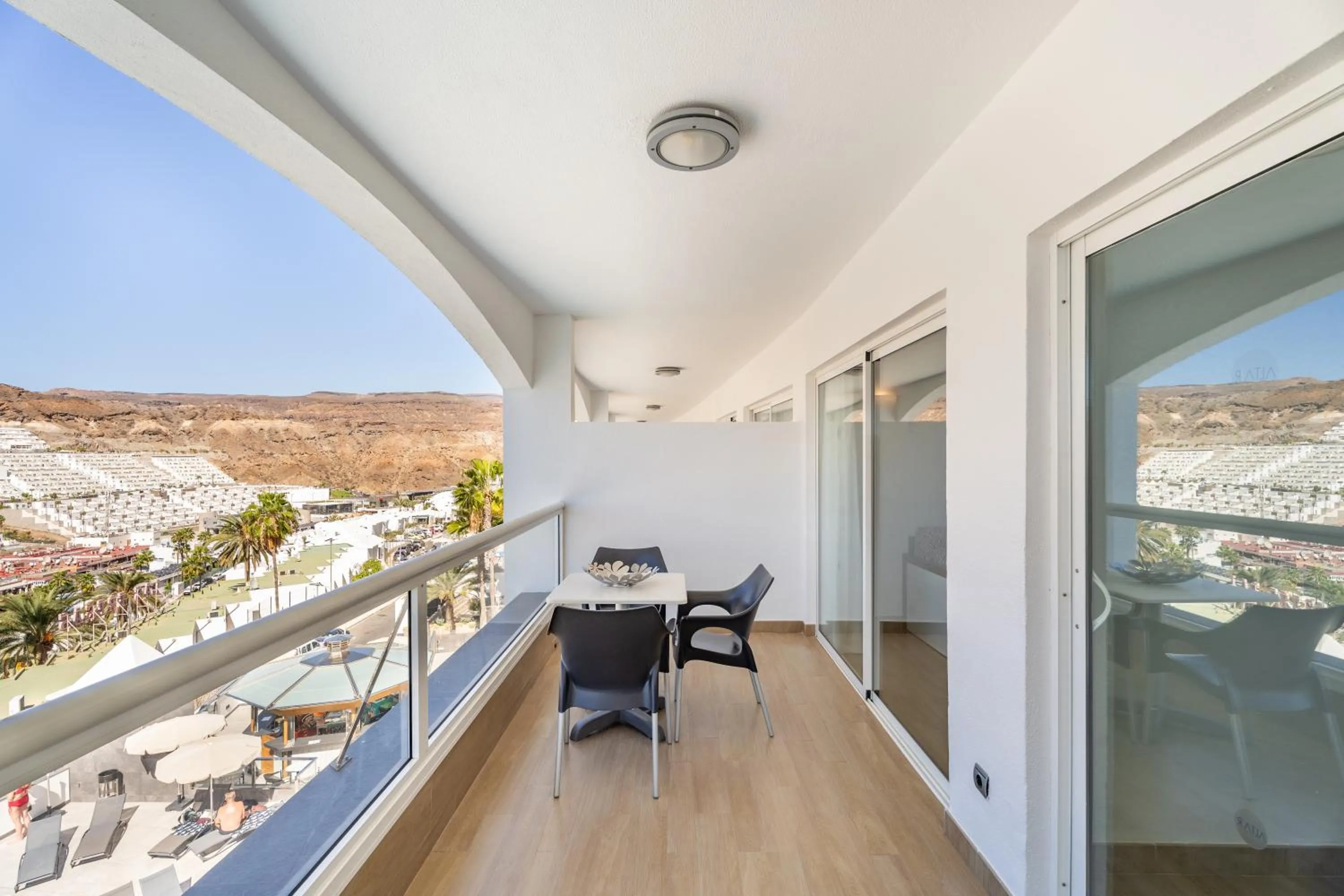 Balcony/Terrace in Apartamentos Cabau Altair