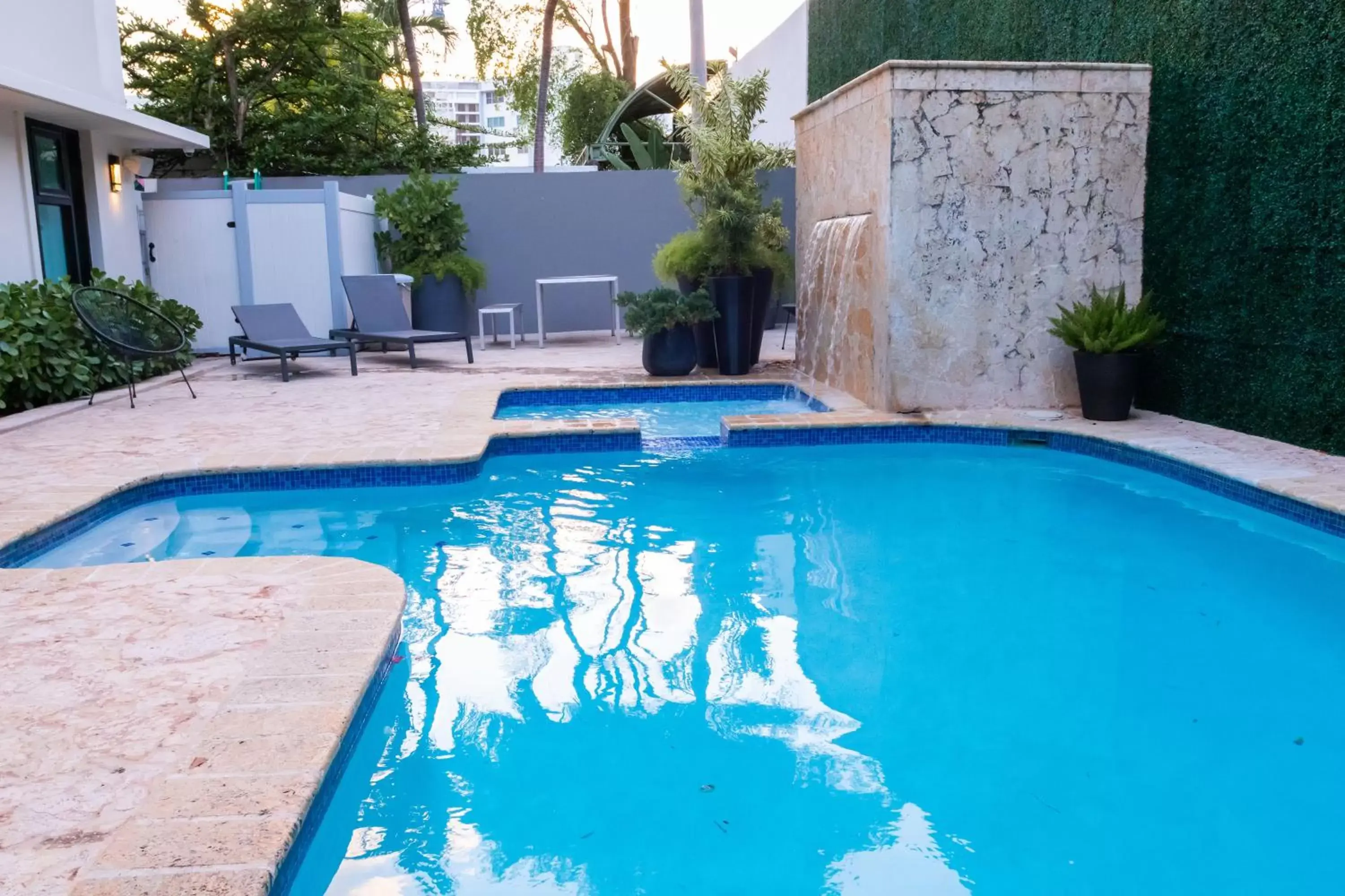 Swimming Pool in The Ivy Hotel