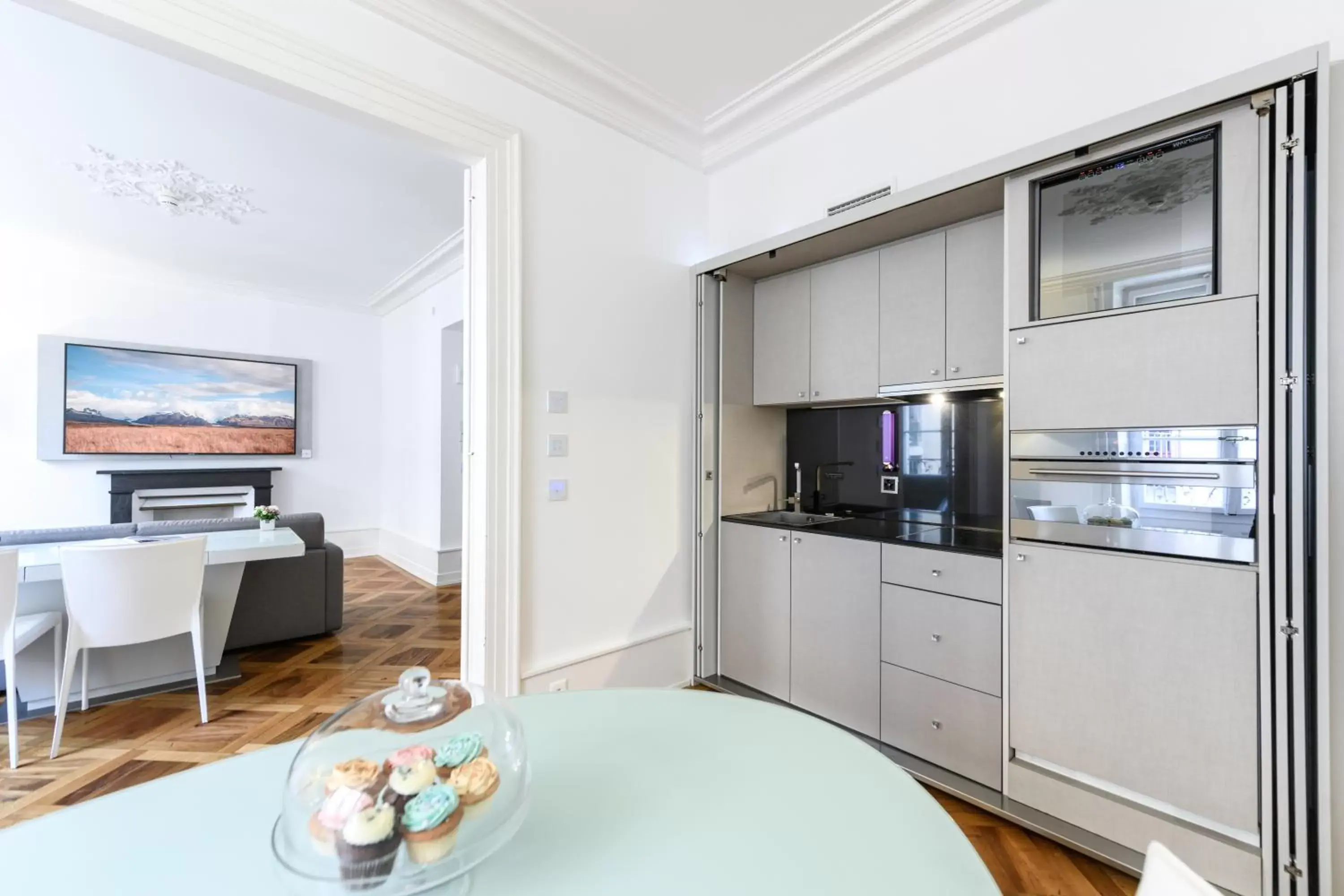 Kitchen or kitchenette, Kitchen/Kitchenette in Swiss Luxury Apartments