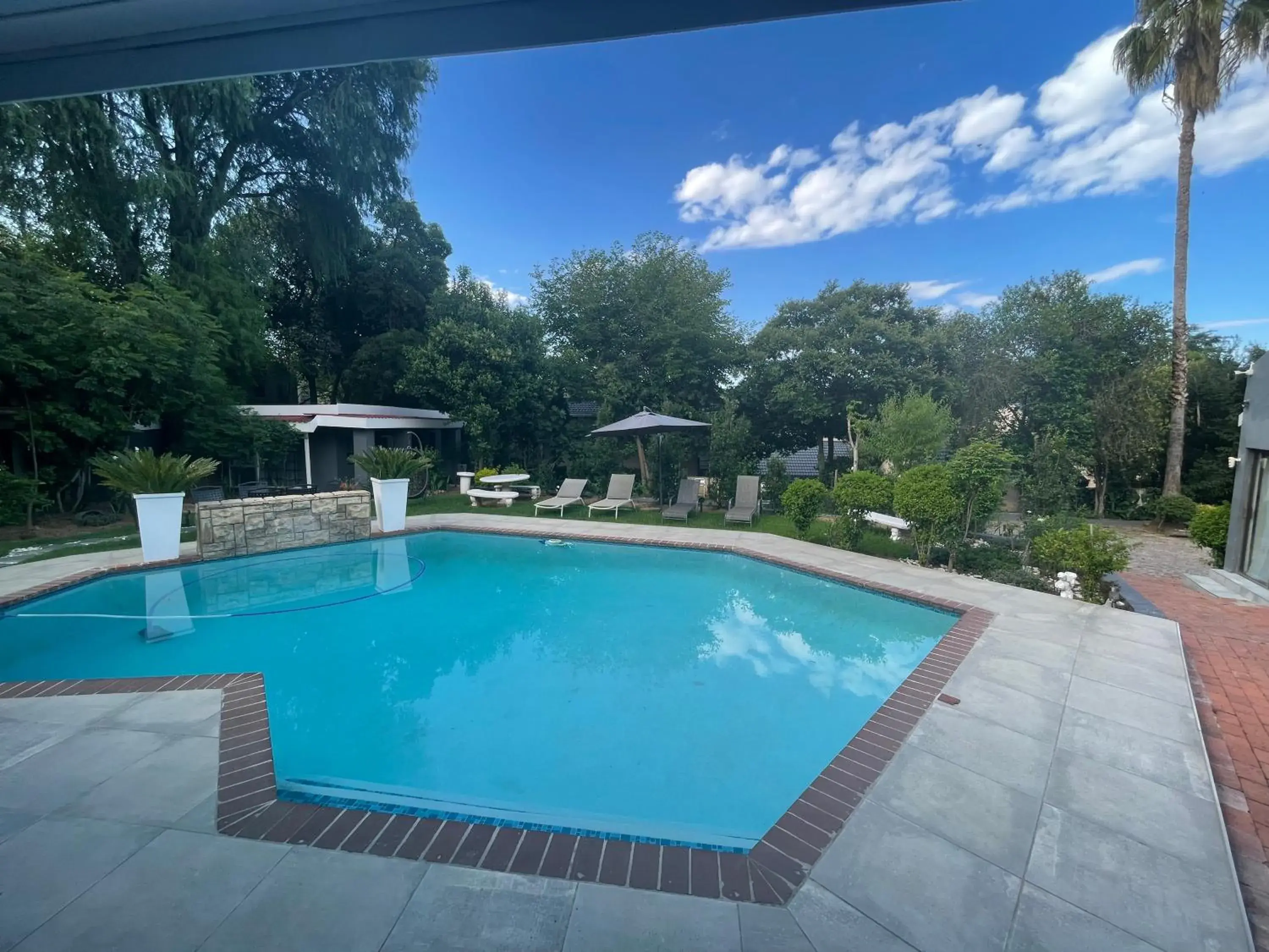 Day, Swimming Pool in Marion Lodge