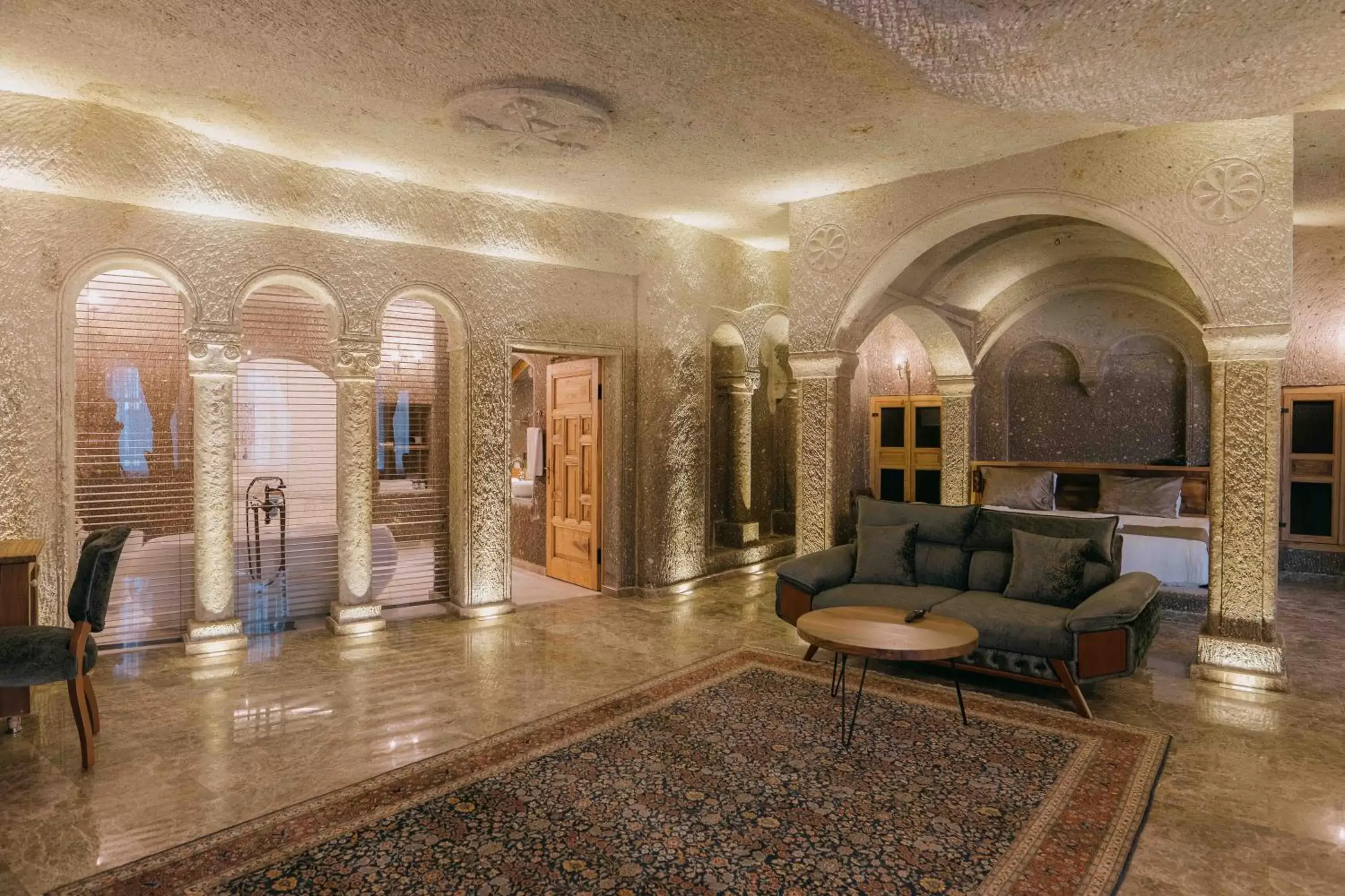 Bedroom, Lobby/Reception in Lunar Cappadocia Hotel