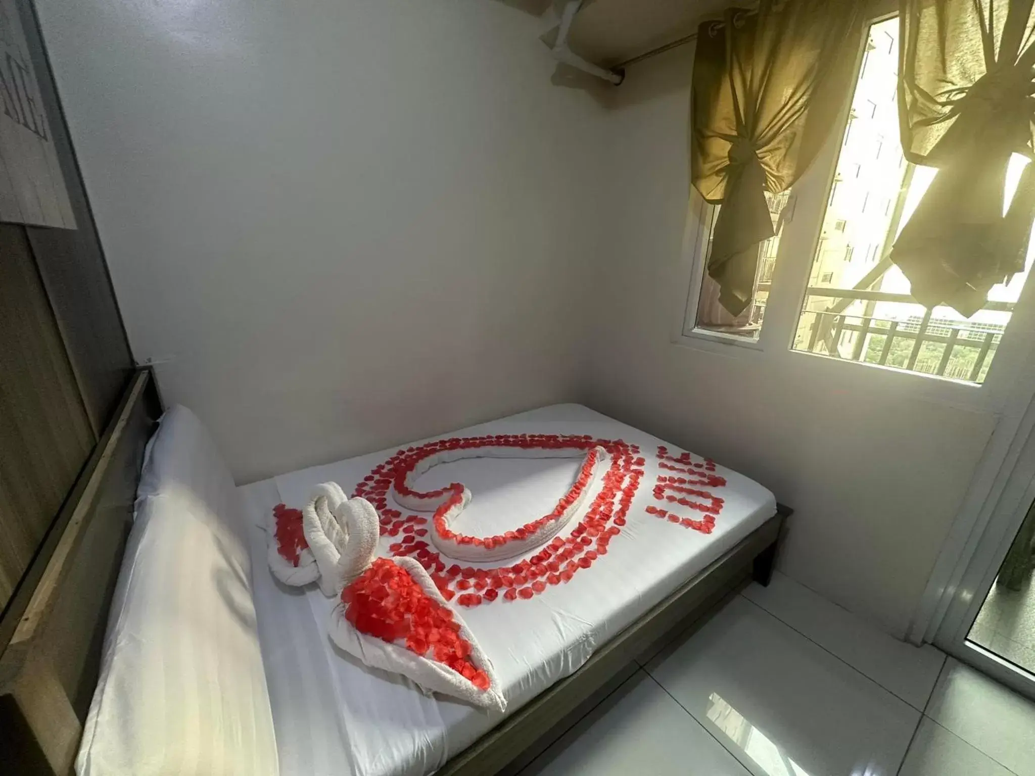 Bed in Green Residences Stays by PBYY Bed in Green Residences Stays by PBYY