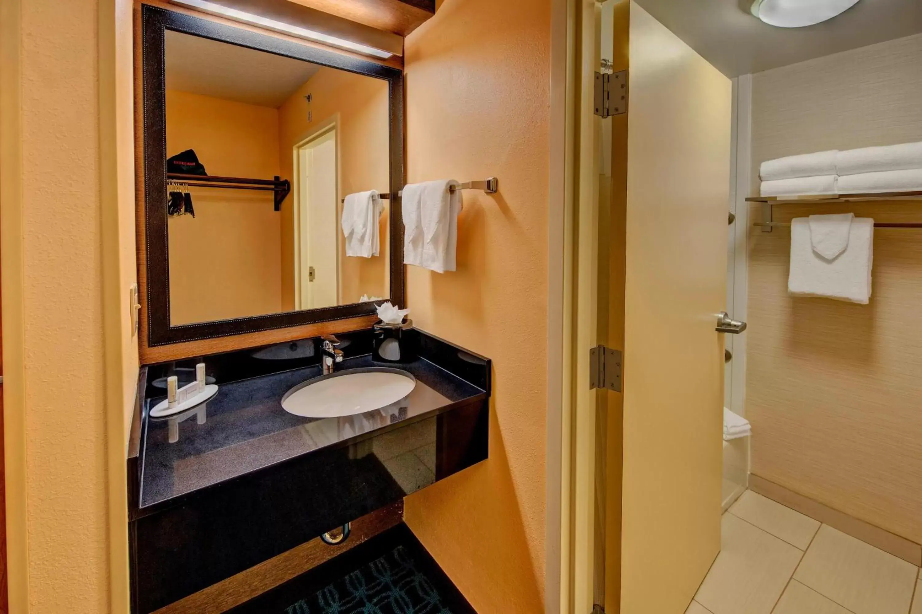 Photo of the whole room, Bathroom in Fairfield Inn and Suites by Marriott Orlando Near Universal Orlando