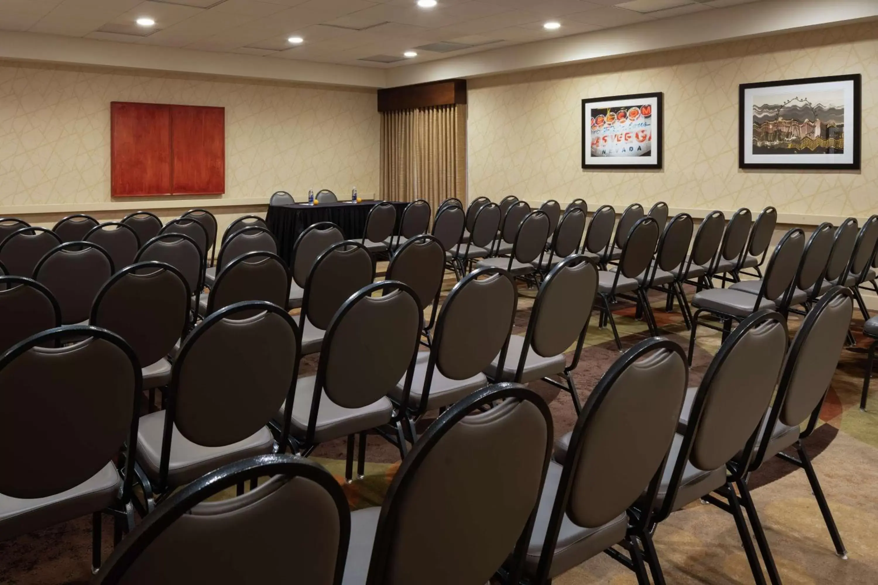 Meeting/conference room in Hampton Inn Tropicana