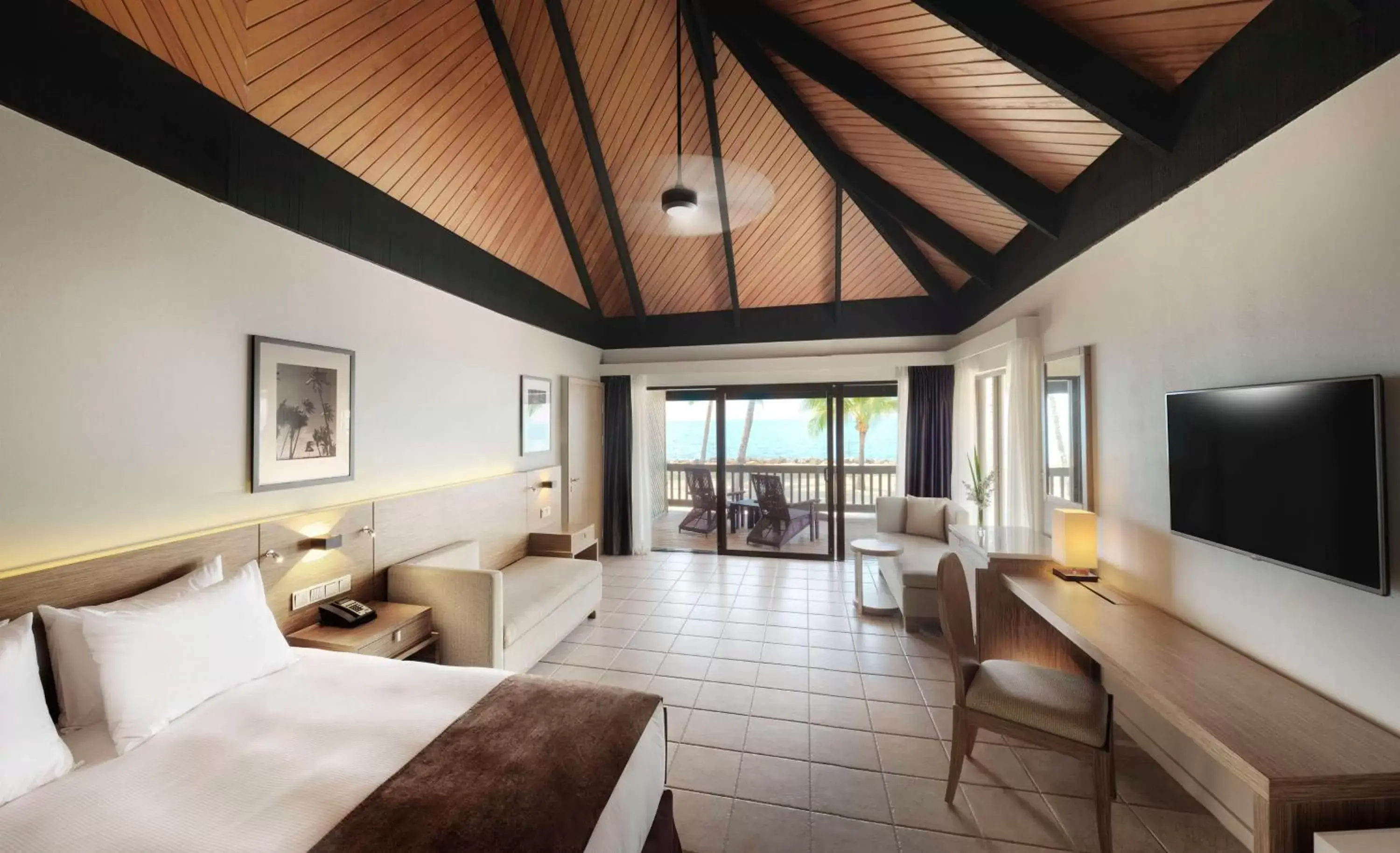 Premium King Bungalow with Ocean View in DoubleTree by Hilton Fiji - Sonaisali Island Premium King Bungalow with Ocean View in DoubleTree by Hilton Fiji - Sonaisali Island