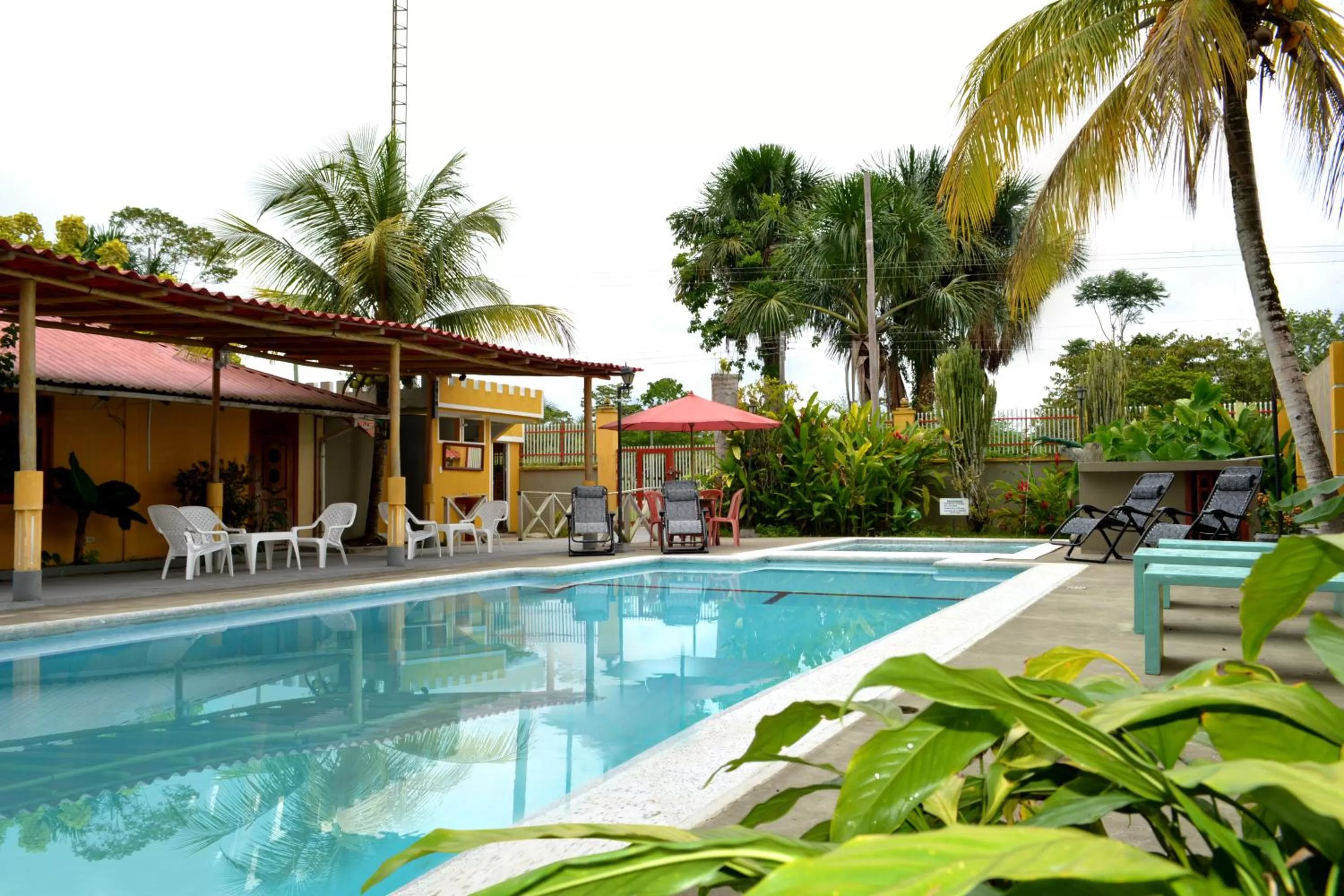 Day in Cabañas Yakuruna