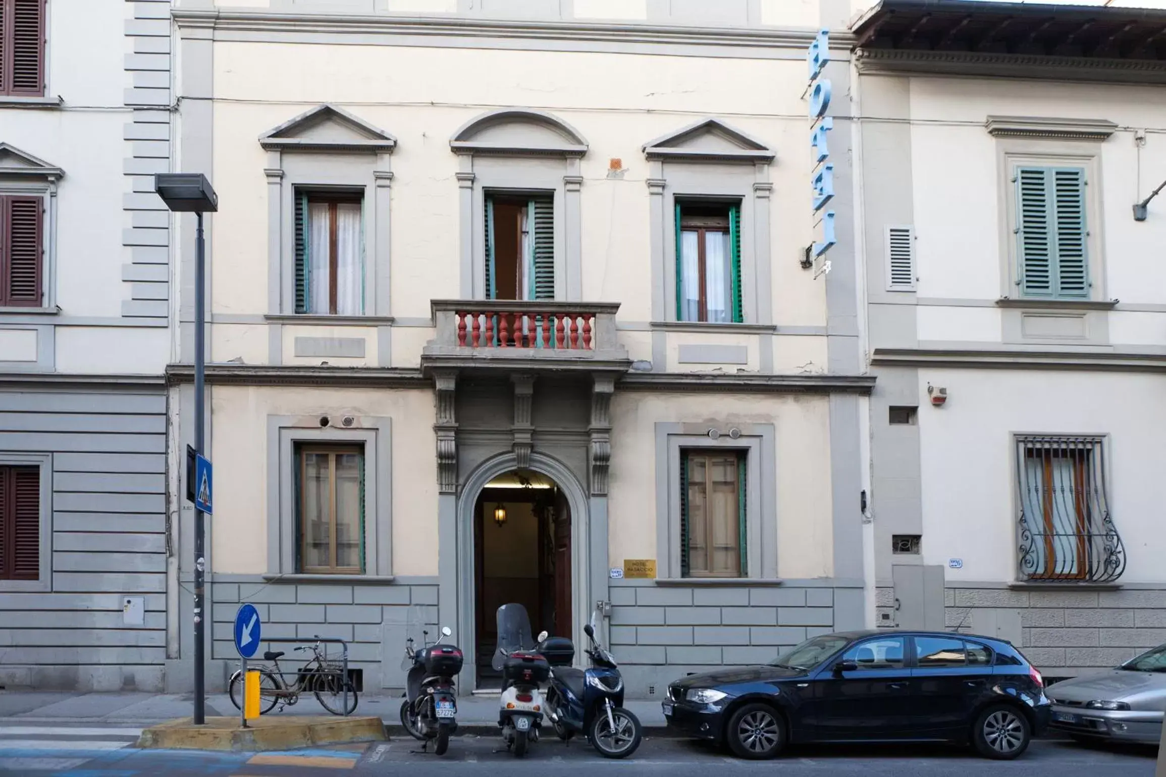 Facade/entrance, Property Building in Hotel Masaccio
