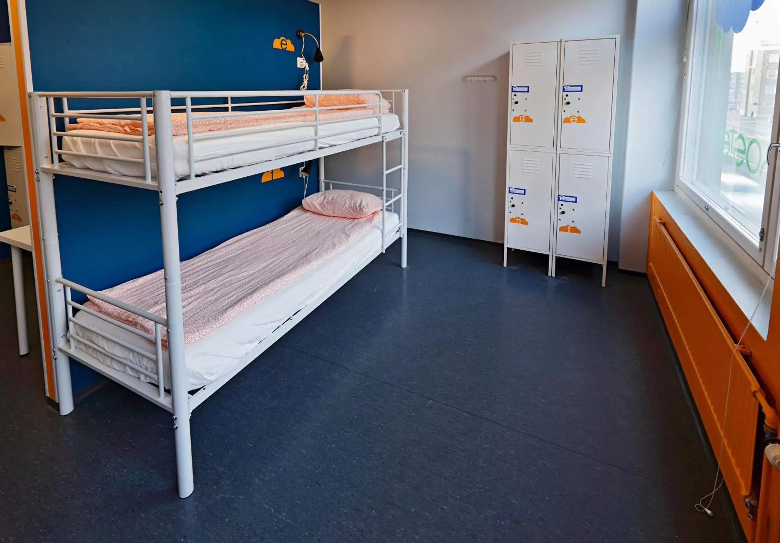 bunk bed in CheapSleep Hostel Helsinki