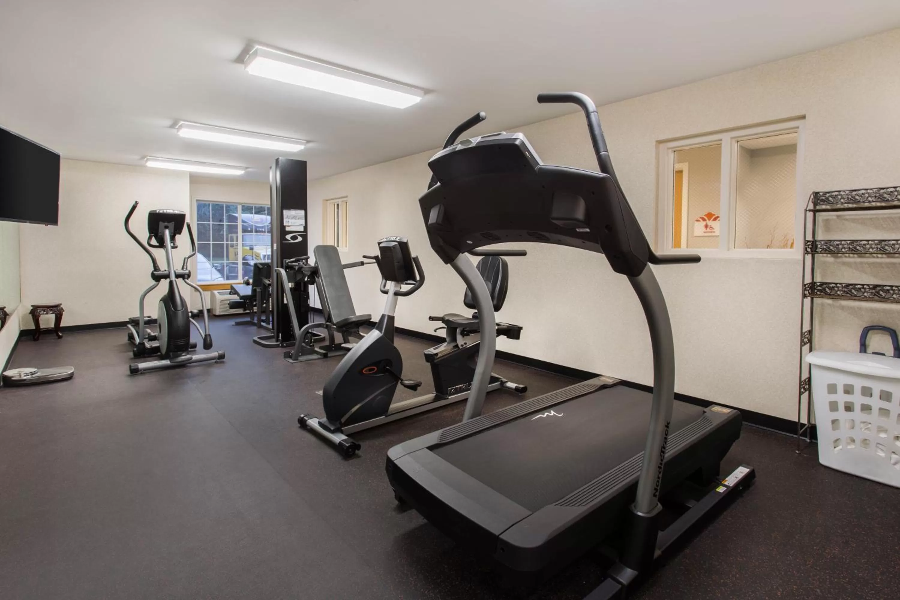 Fitness centre/facilities in Hawthorn Suites by Wyndham Allentown-Fogelsville