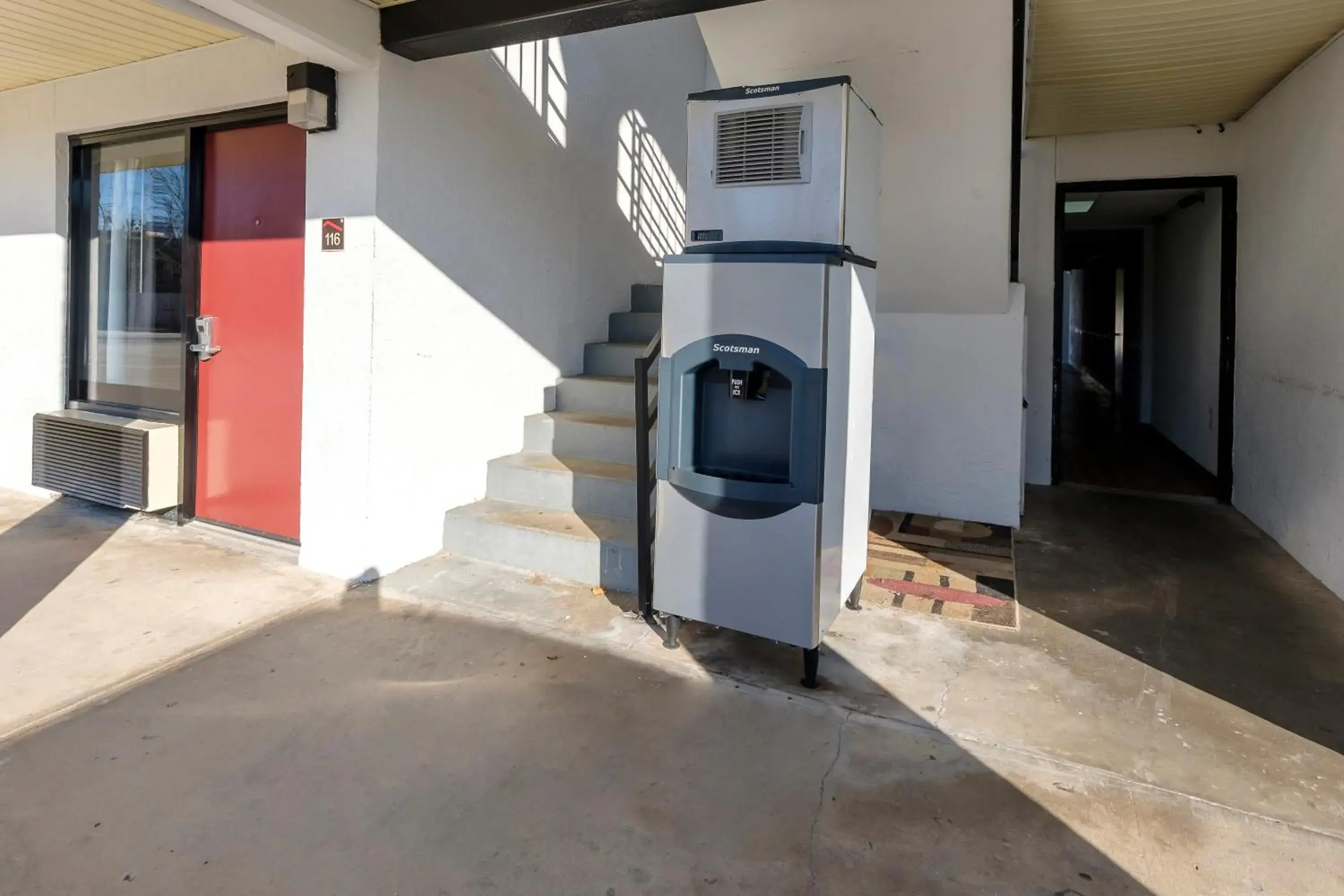 Other, Facade/Entrance in Red Roof Inn Crestview