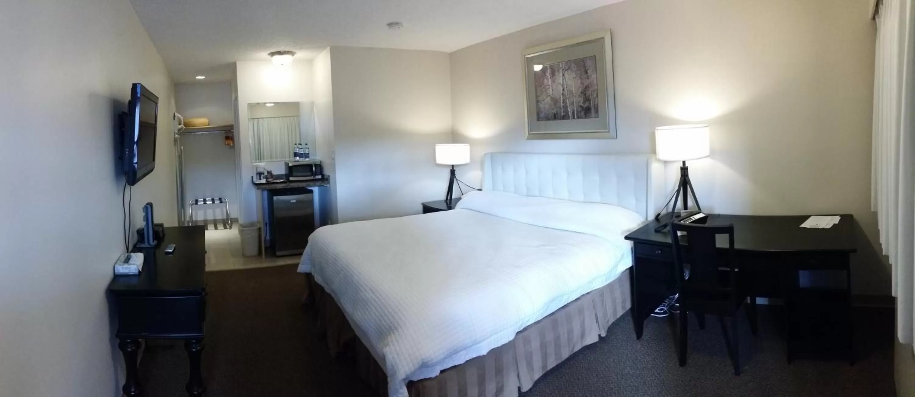 Bed in Bear Country Inn