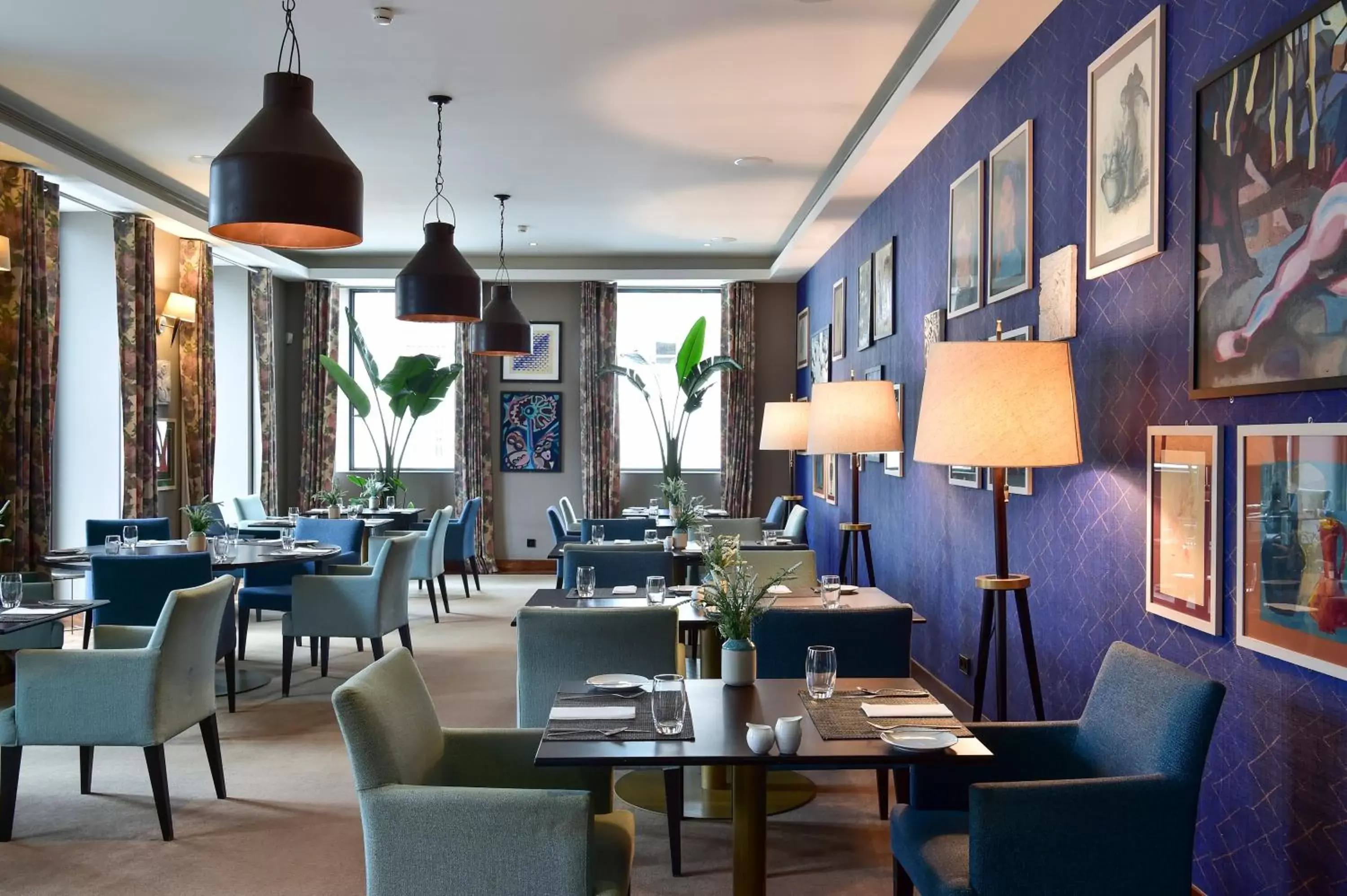 Restaurant/Places to Eat in The Editory Artist Baixa Porto Hotel