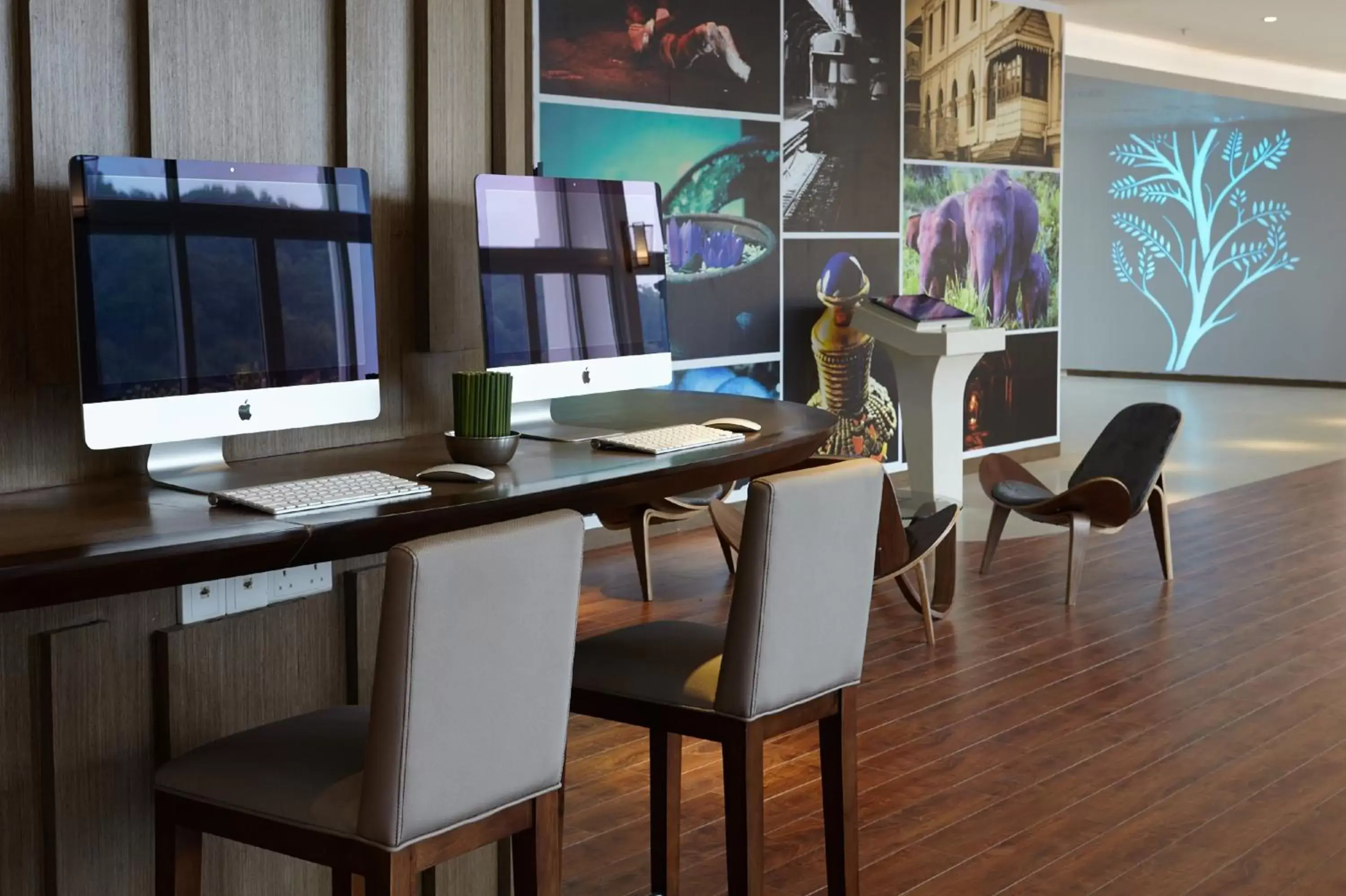 Business facilities, Business Area/Conference Room in Radisson Hotel Kandy
