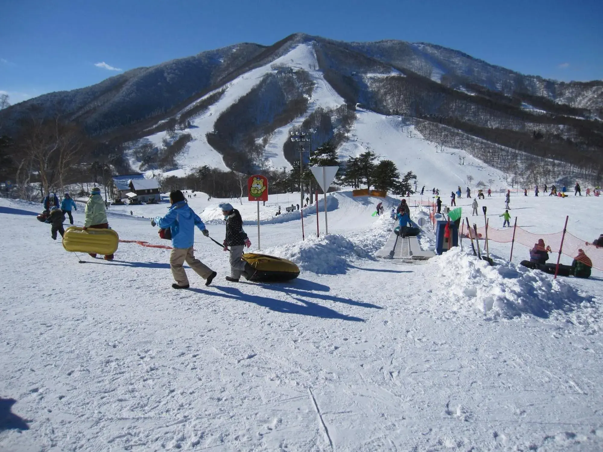 People, Winter in Hotel Silk In Madarao