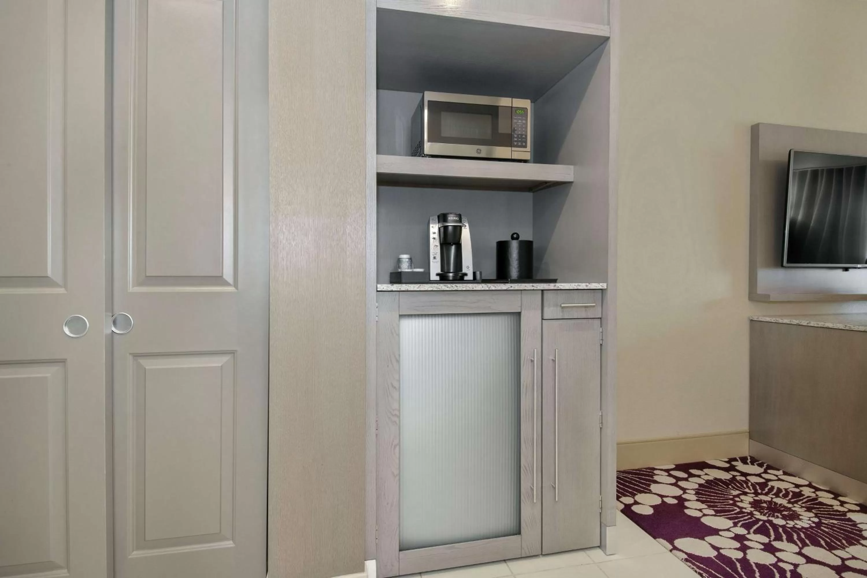 Bedroom in Hilton Garden Inn Raleigh/Crabtree Valley