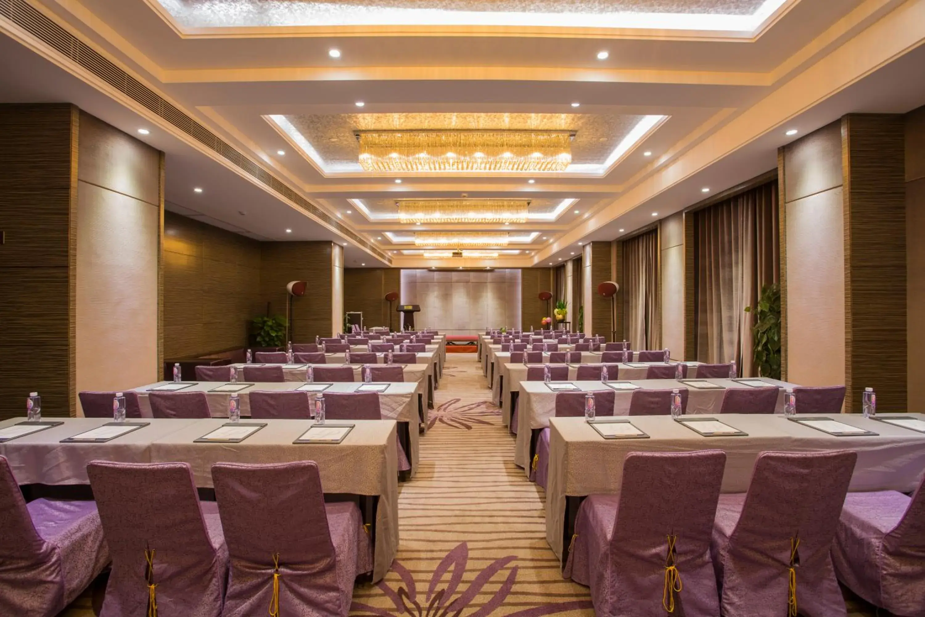 Banquet/Function facilities in La Perle International Hotel