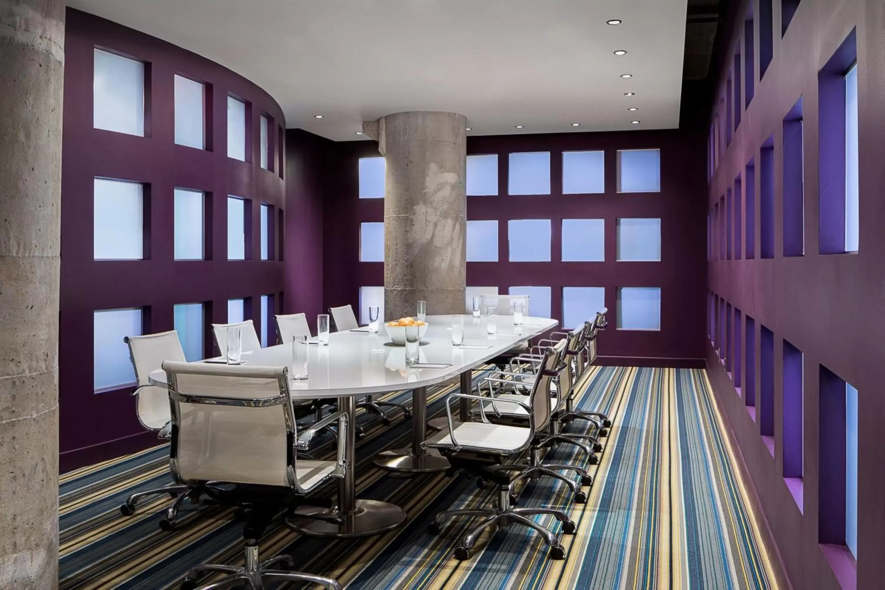 Meeting/conference room in Aloft Dallas Downtown