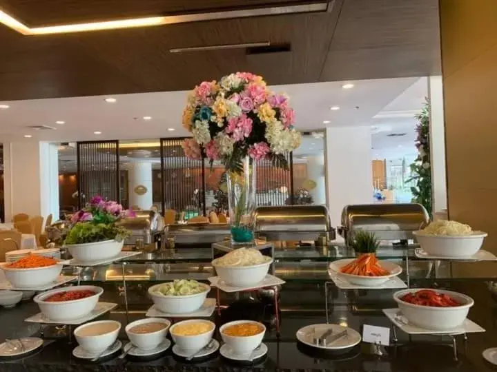 Restaurant/Places to Eat in Princeton Bangkok Hotel