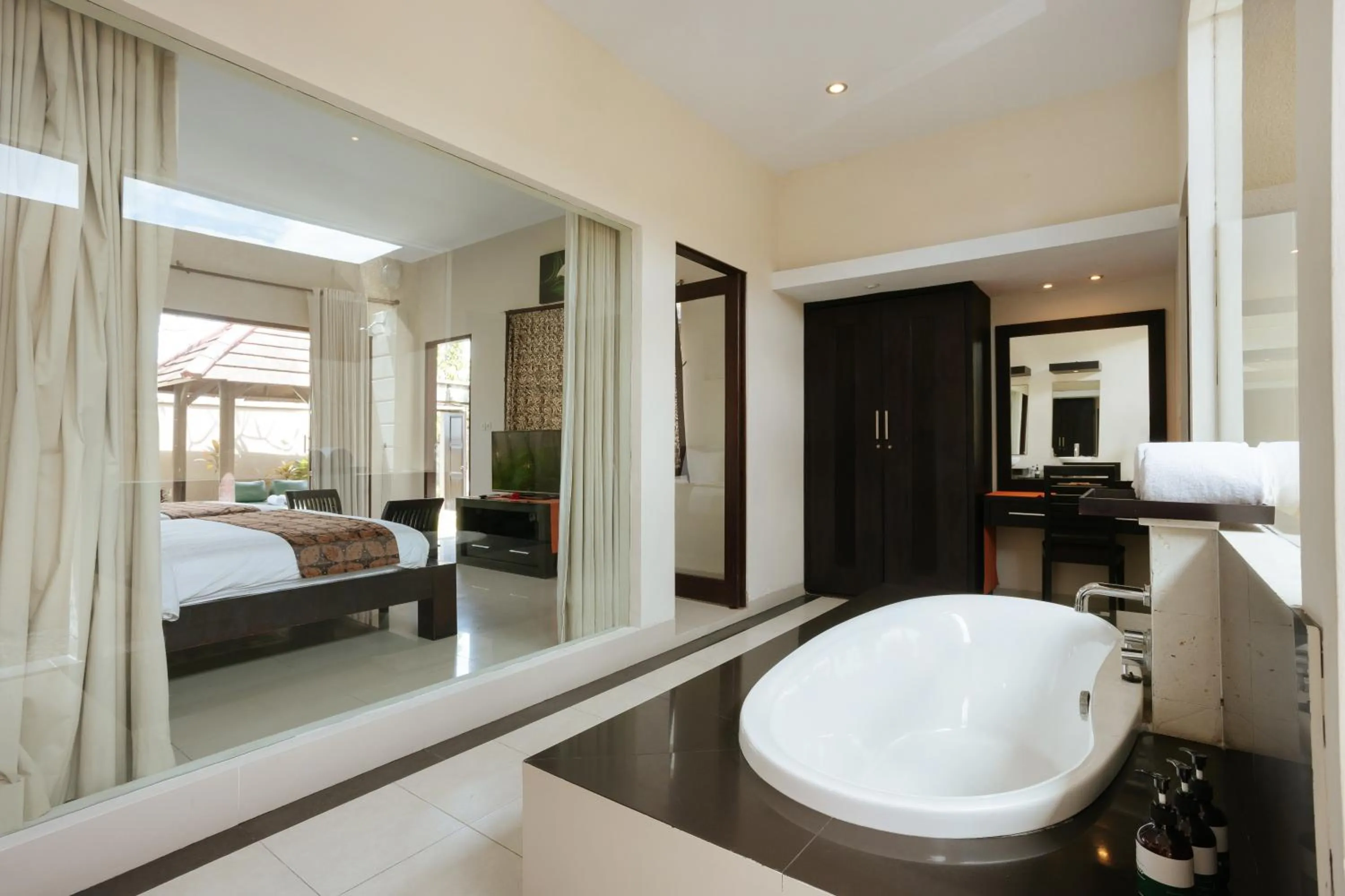 Bathroom, Bed in The Bidadari Villas and Spa Umalas - Seminyak