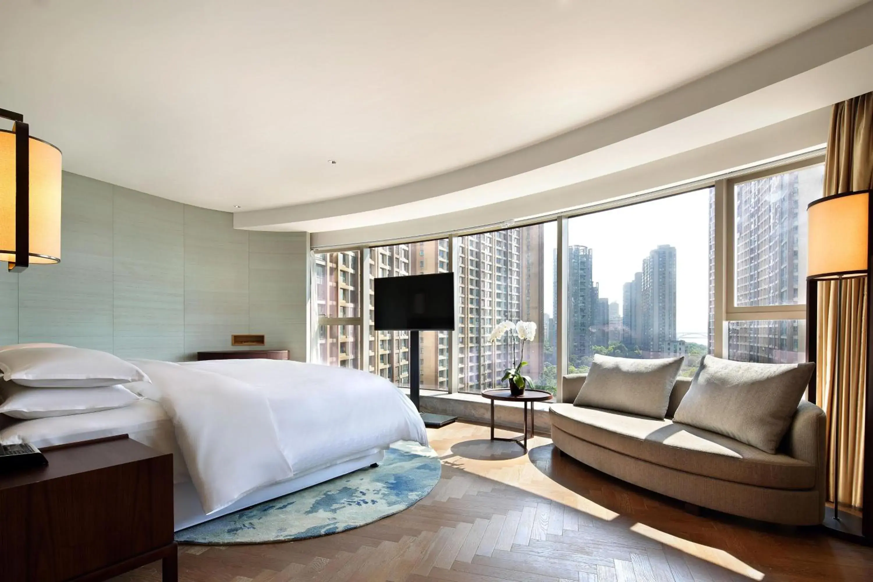 Photo of the whole room in Sheraton Grand Hangzhou Binjiang Hotel