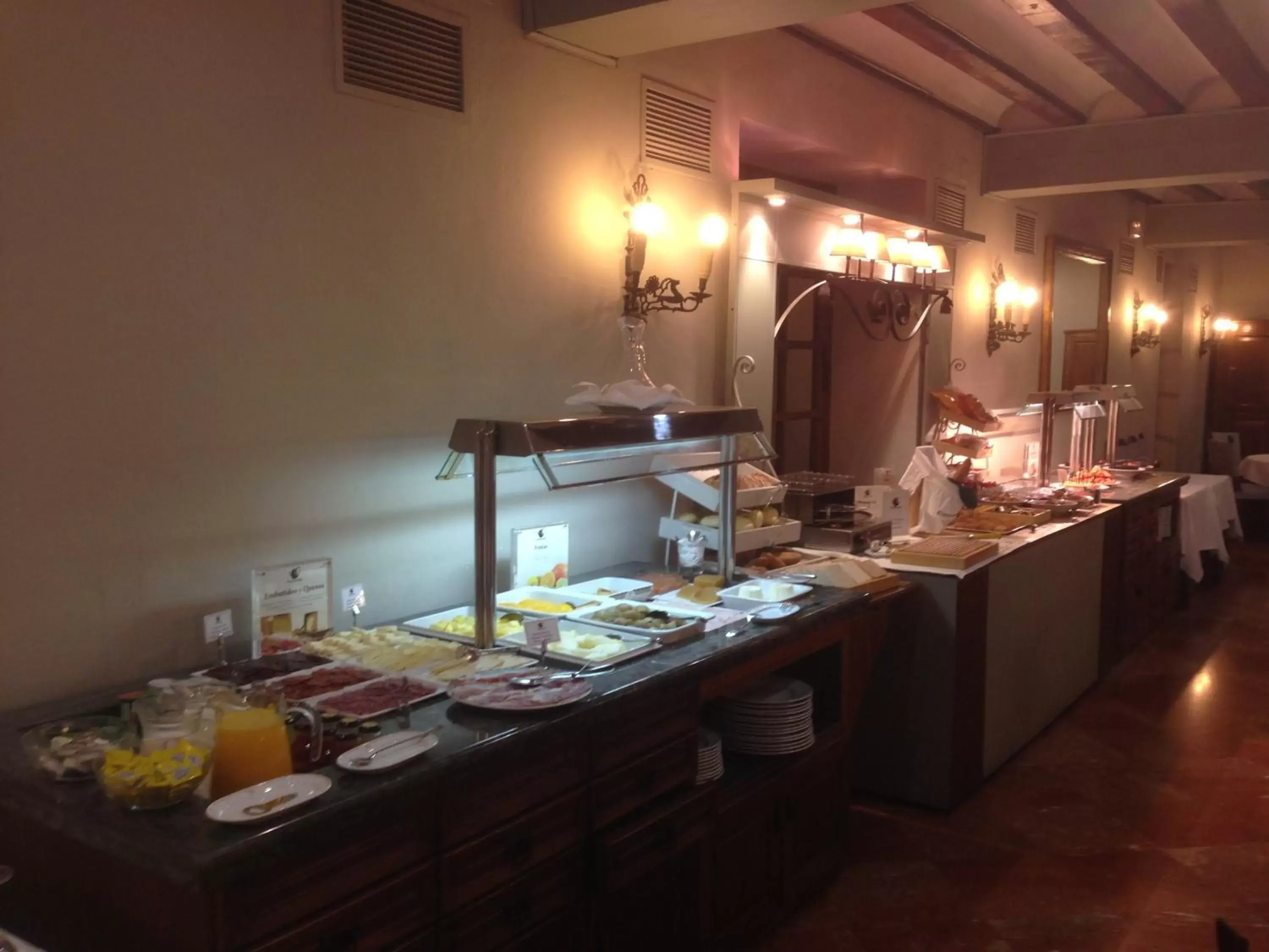 Restaurant/places to eat, Food in Parador de Zamora