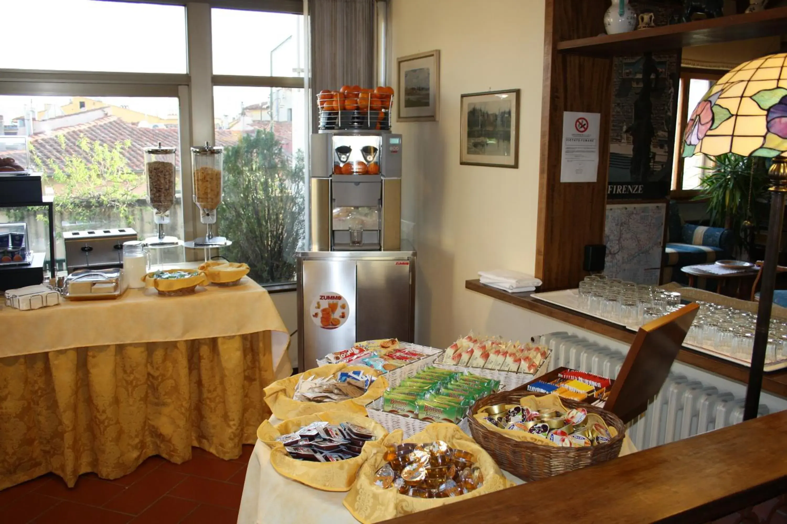 Food and drinks, Restaurant/Places to Eat in Hotel Bodoni