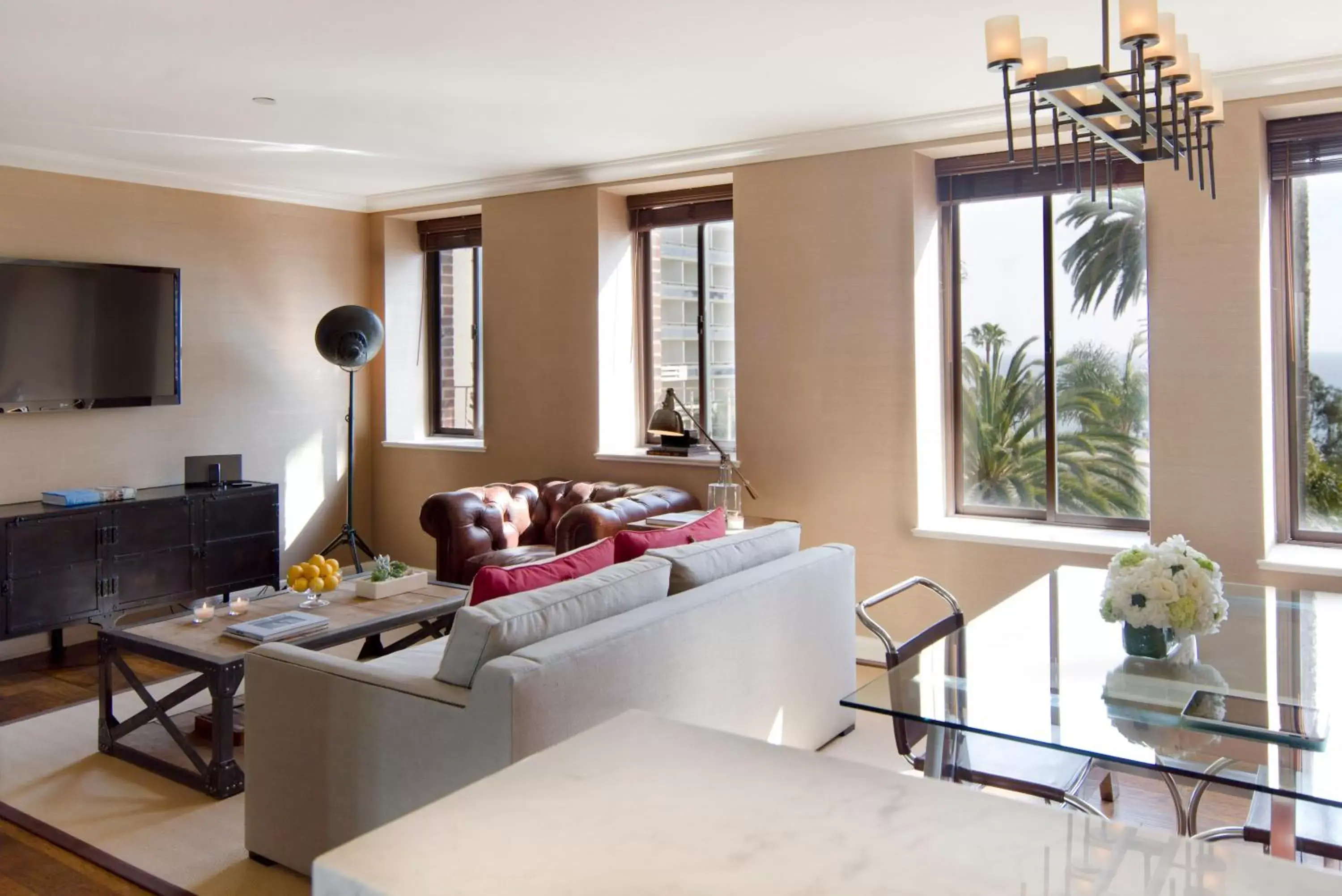 Living room, Seating Area in Fairmont Miramar Hotel & Bungalows