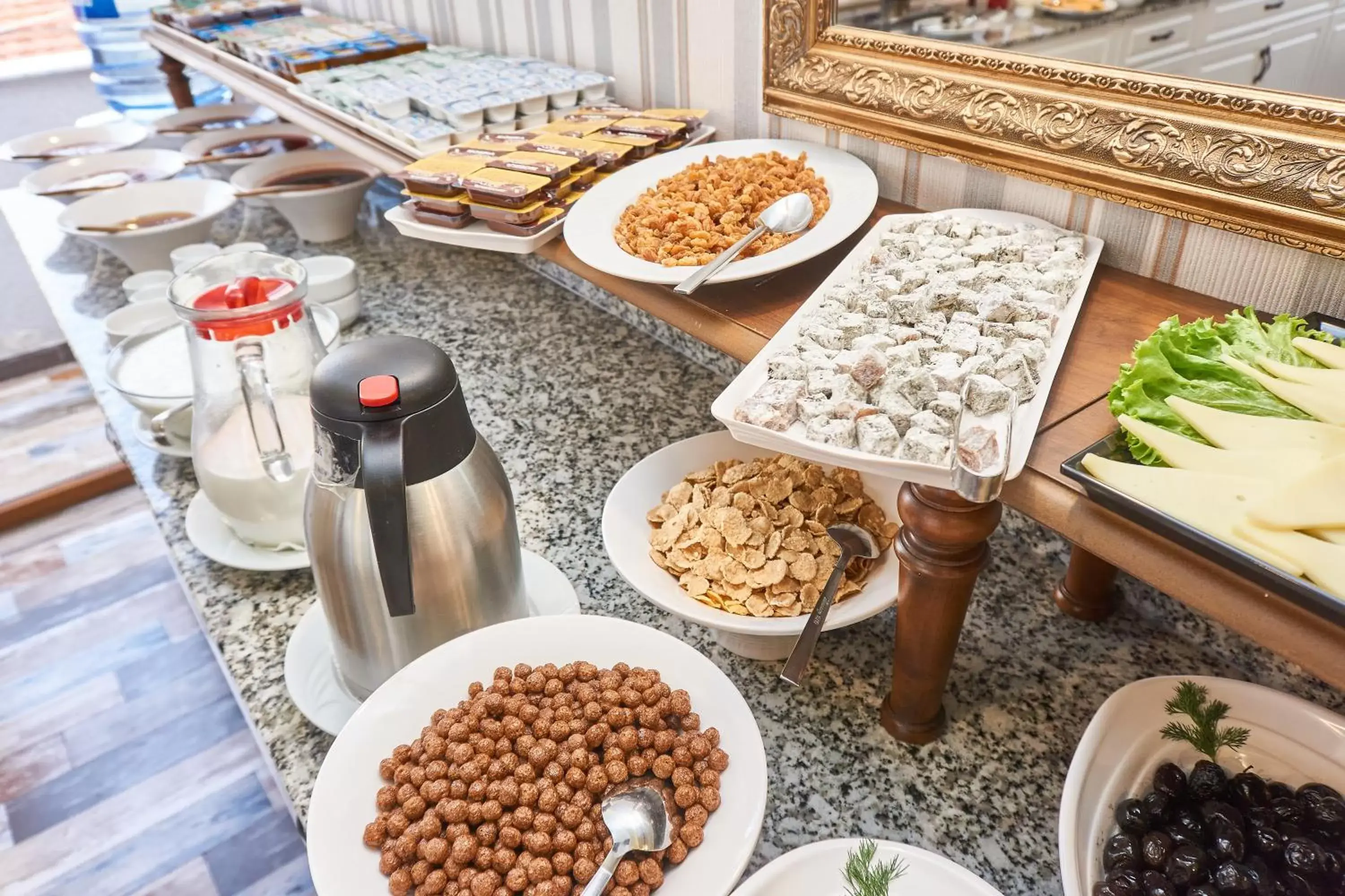 Buffet breakfast, Food in Beyazit Palace Hotel & Cafe Restaurant