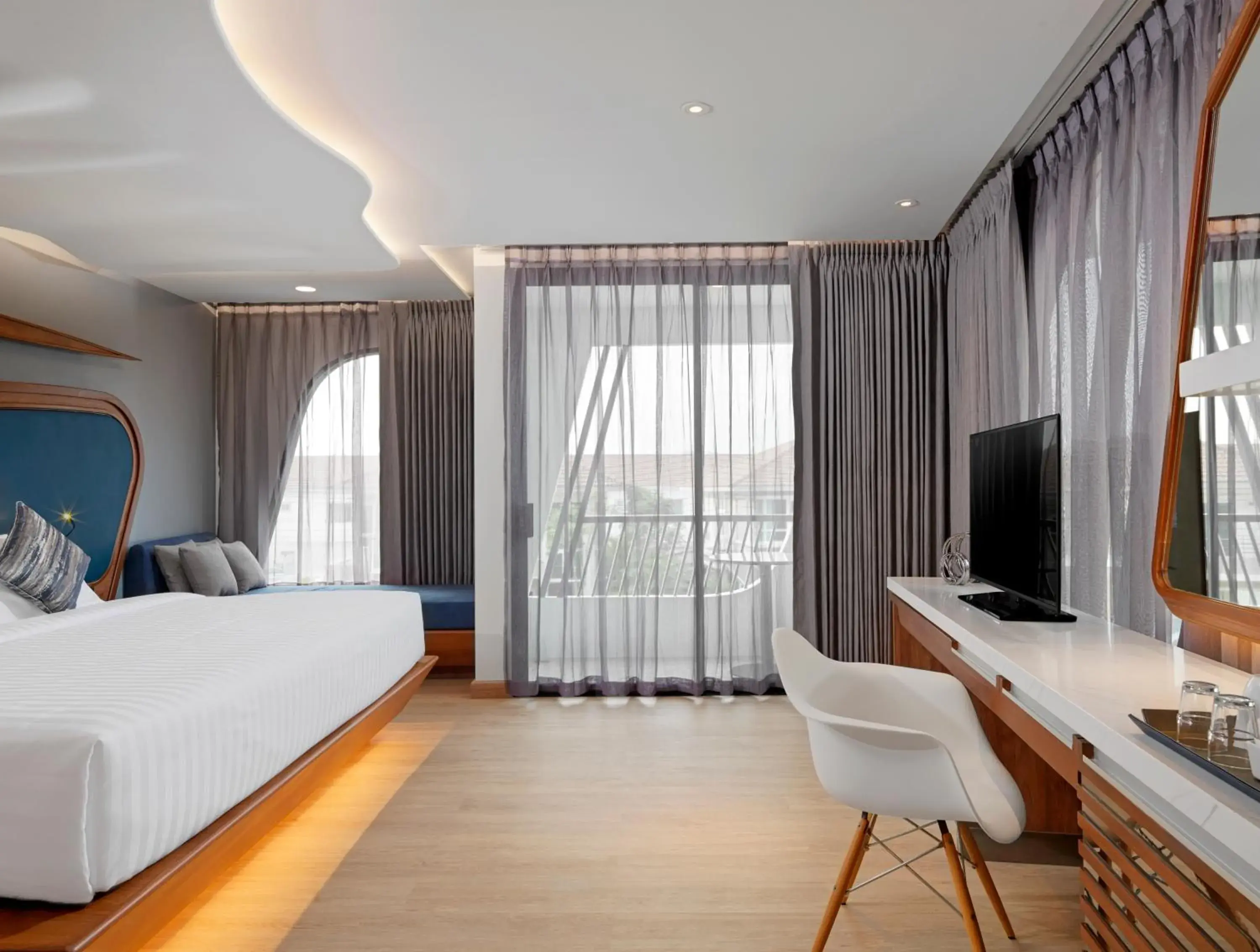 Photo of the whole room, Bed in The Oceanic Sportel Phuket - SHA Extra Plus Photo of the whole room, Bed in The Oceanic Sportel Phuket - SHA Extra Plus