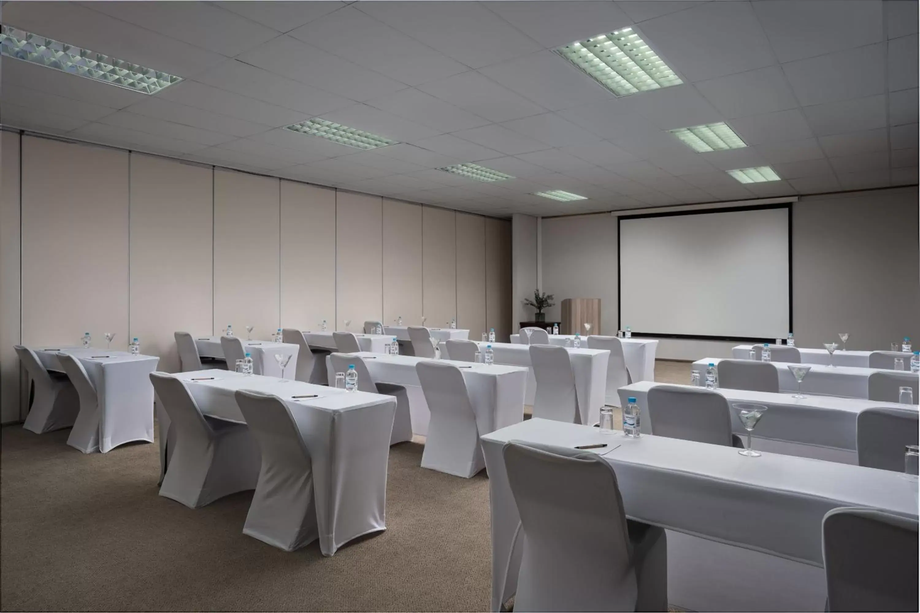 Meeting/conference room in Protea Hotel by Marriott Walvis Bay Indongo