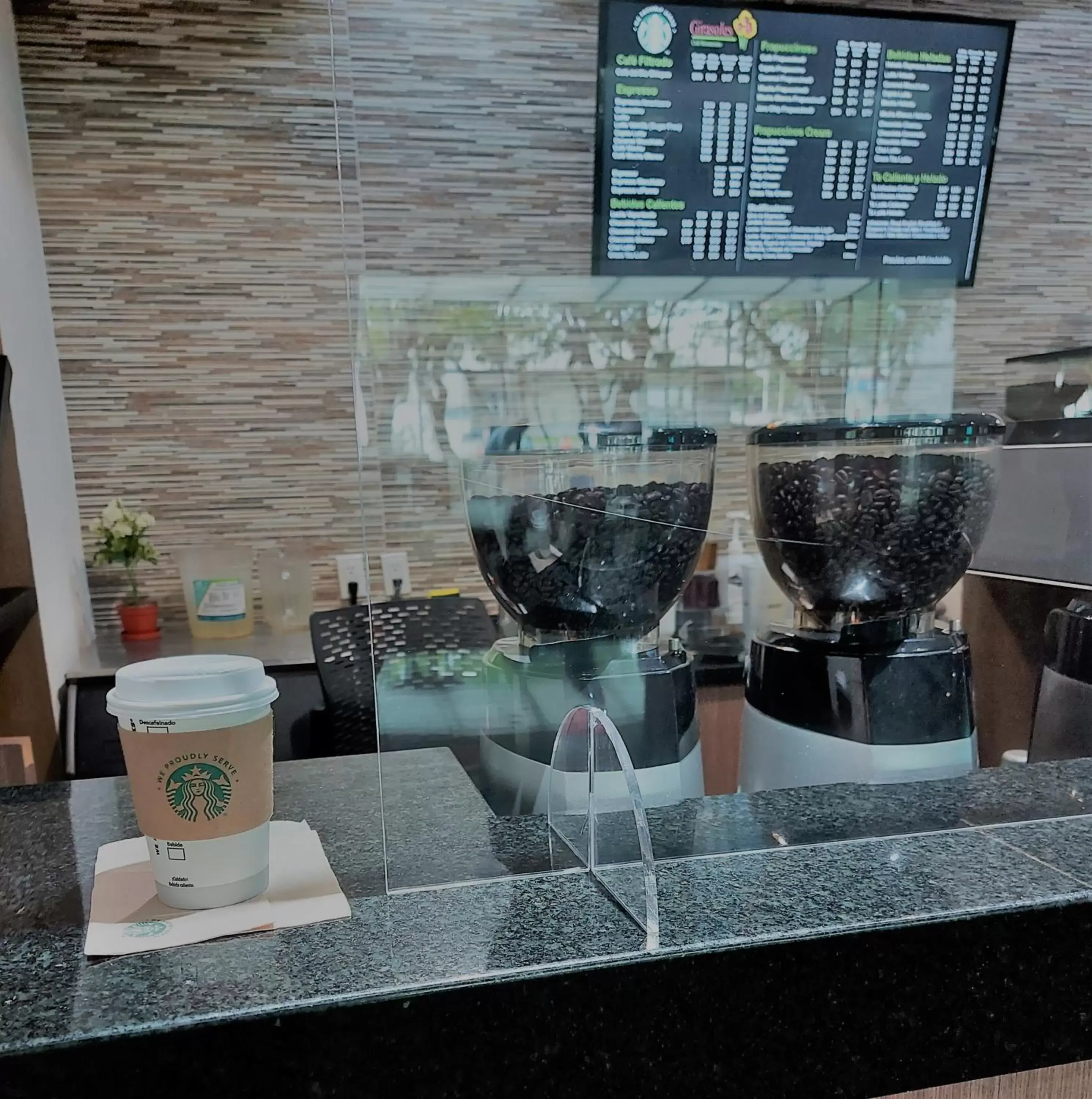 Coffee/Tea Facilities in Holiday Inn Guadalajara Select, an IHG Hotel