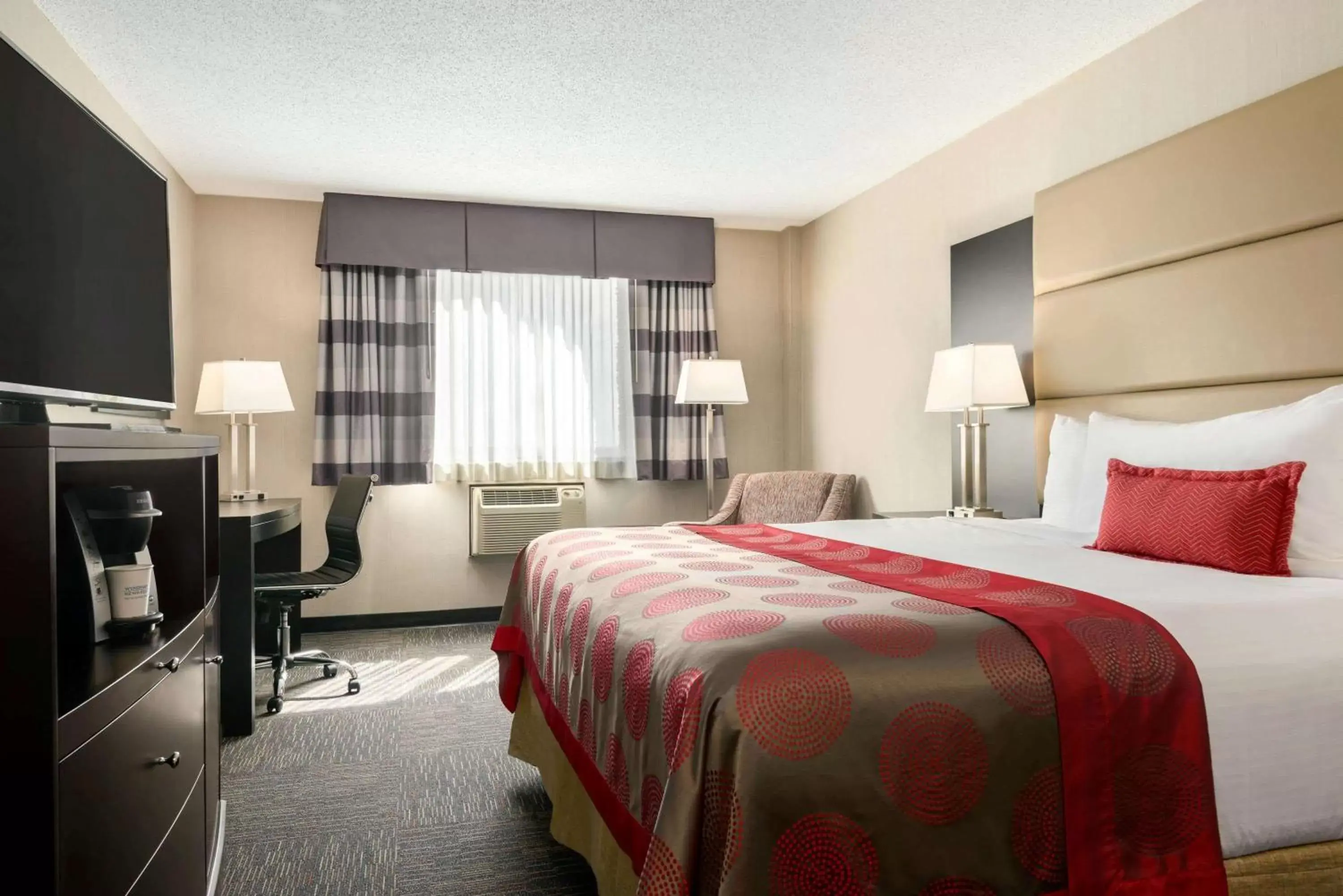 Photo of the whole room in Ramada by Wyndham Saskatoon