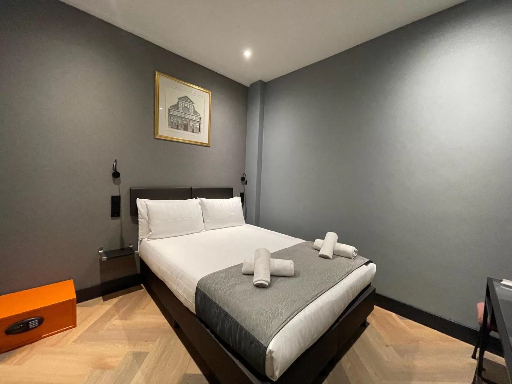 Bed in H3 Hotel Rotterdam City Center