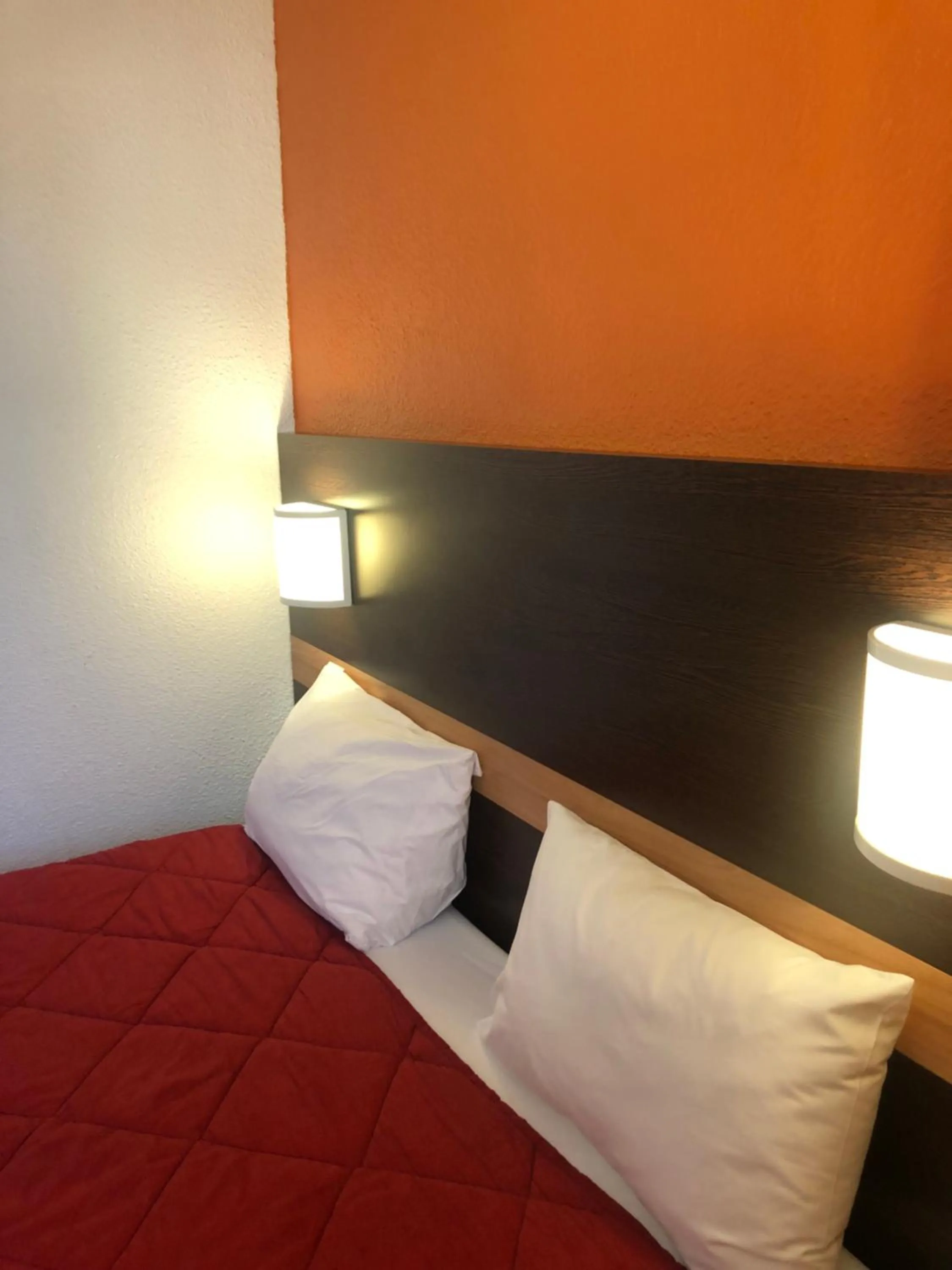 Bedroom in Premiere Classe Rungis - Orly