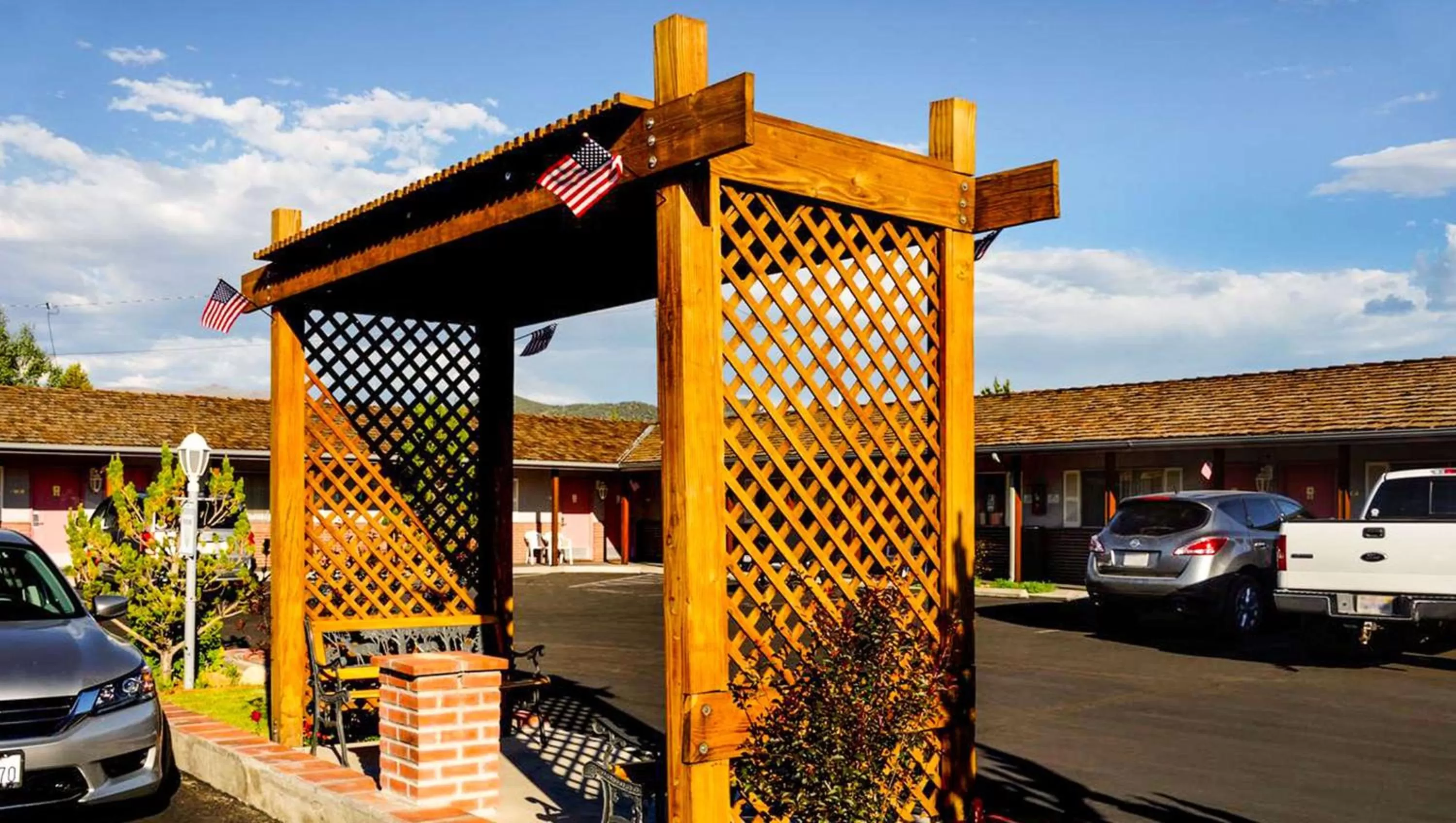 Property building in Ruby Inn Bridgeport