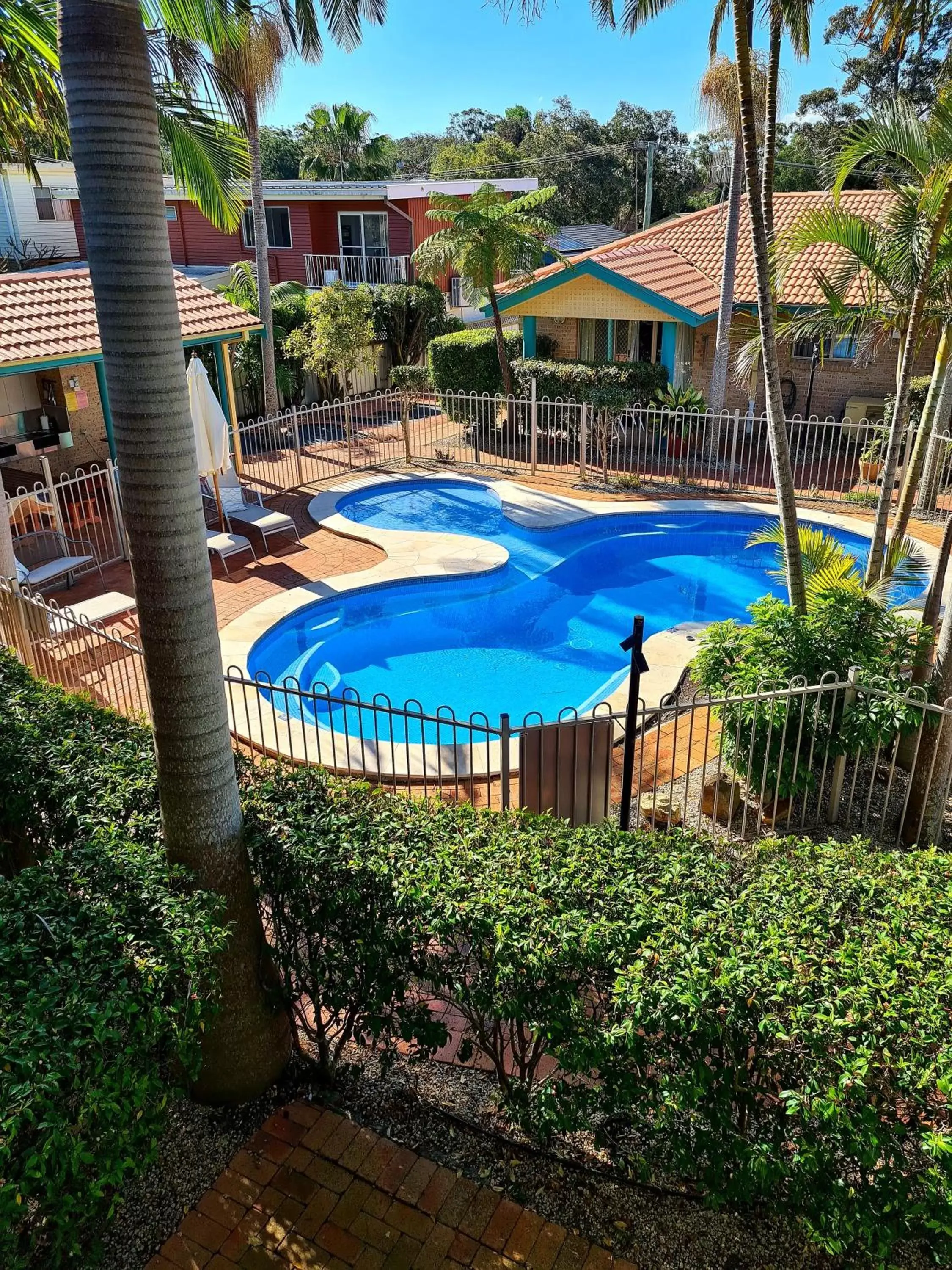 Property building, Swimming Pool in Beaches Serviced Apartments