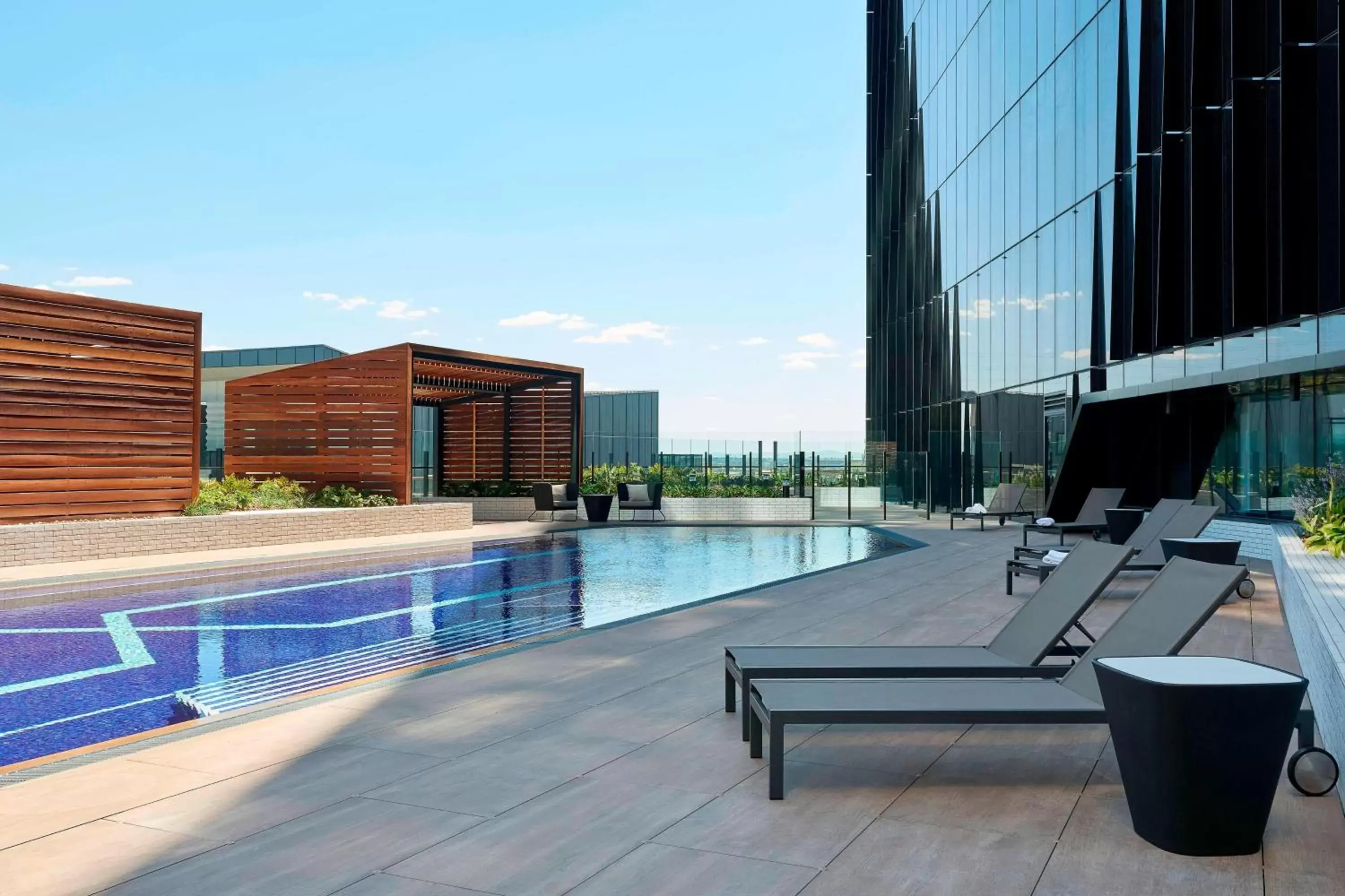 Swimming Pool in Four Points by Sheraton Melbourne Docklands